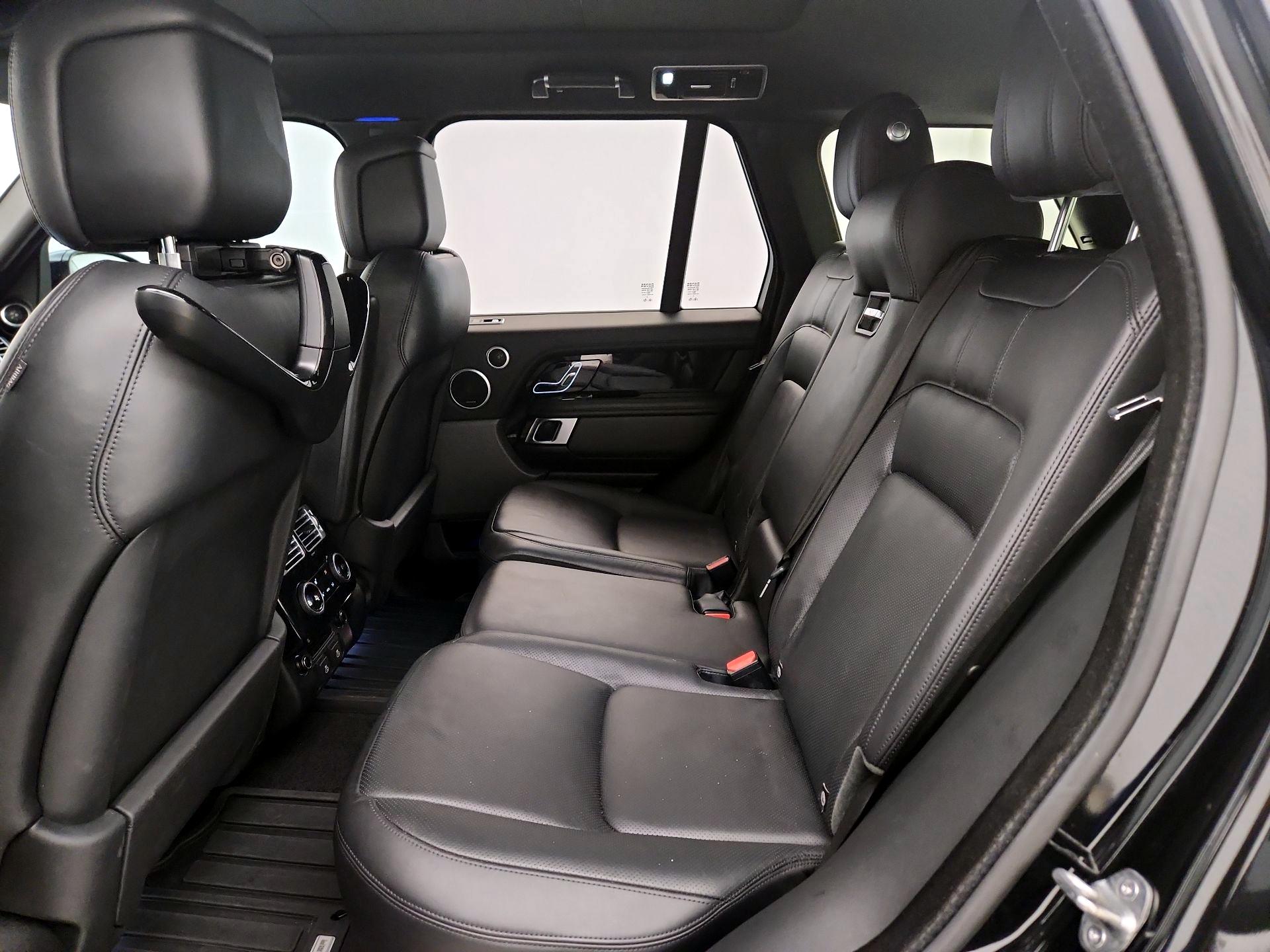 Thumbnail: 2022 Land Rover Range Rover - 20