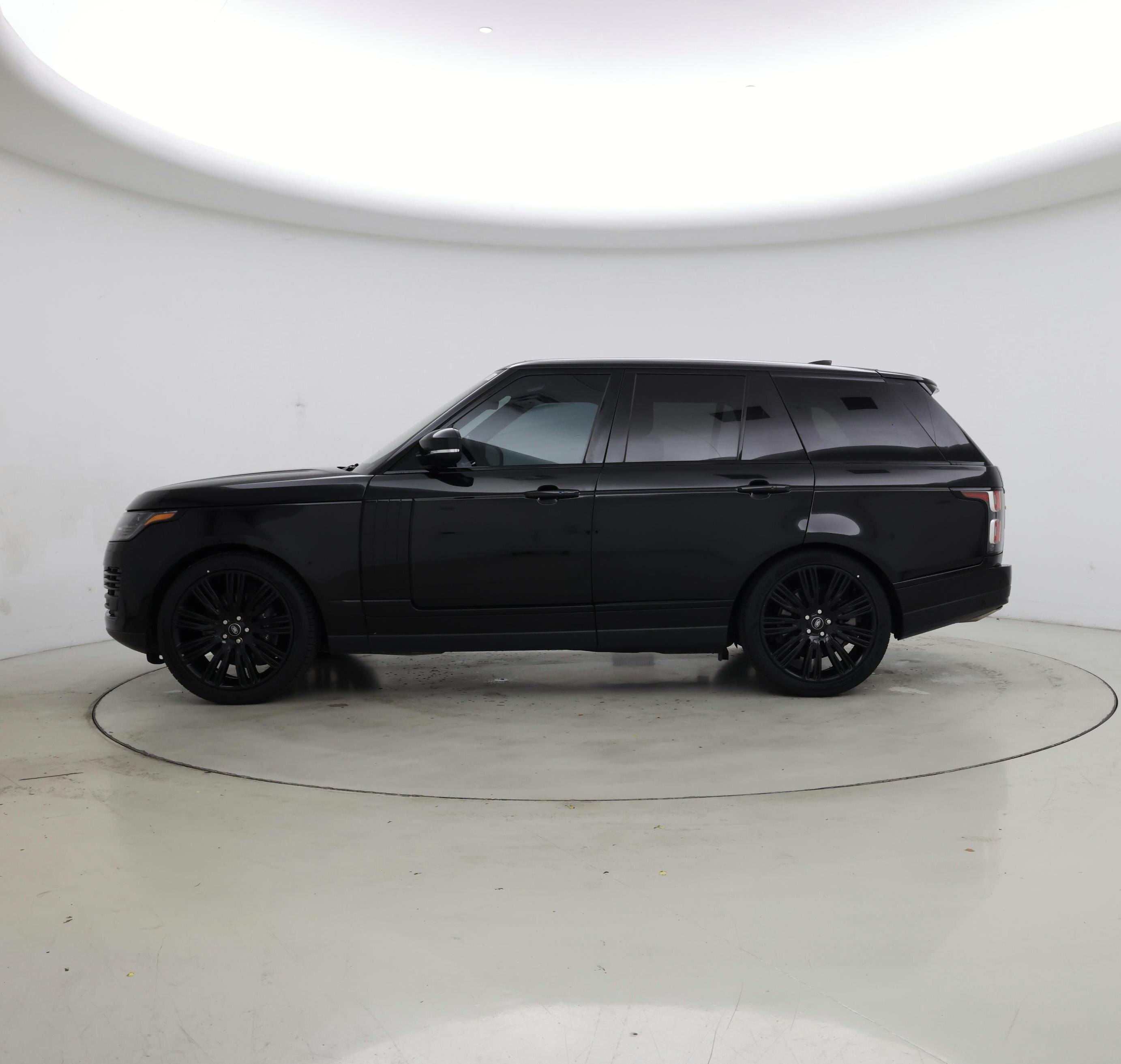 Thumbnail: 2022 Land Rover Range Rover - 3