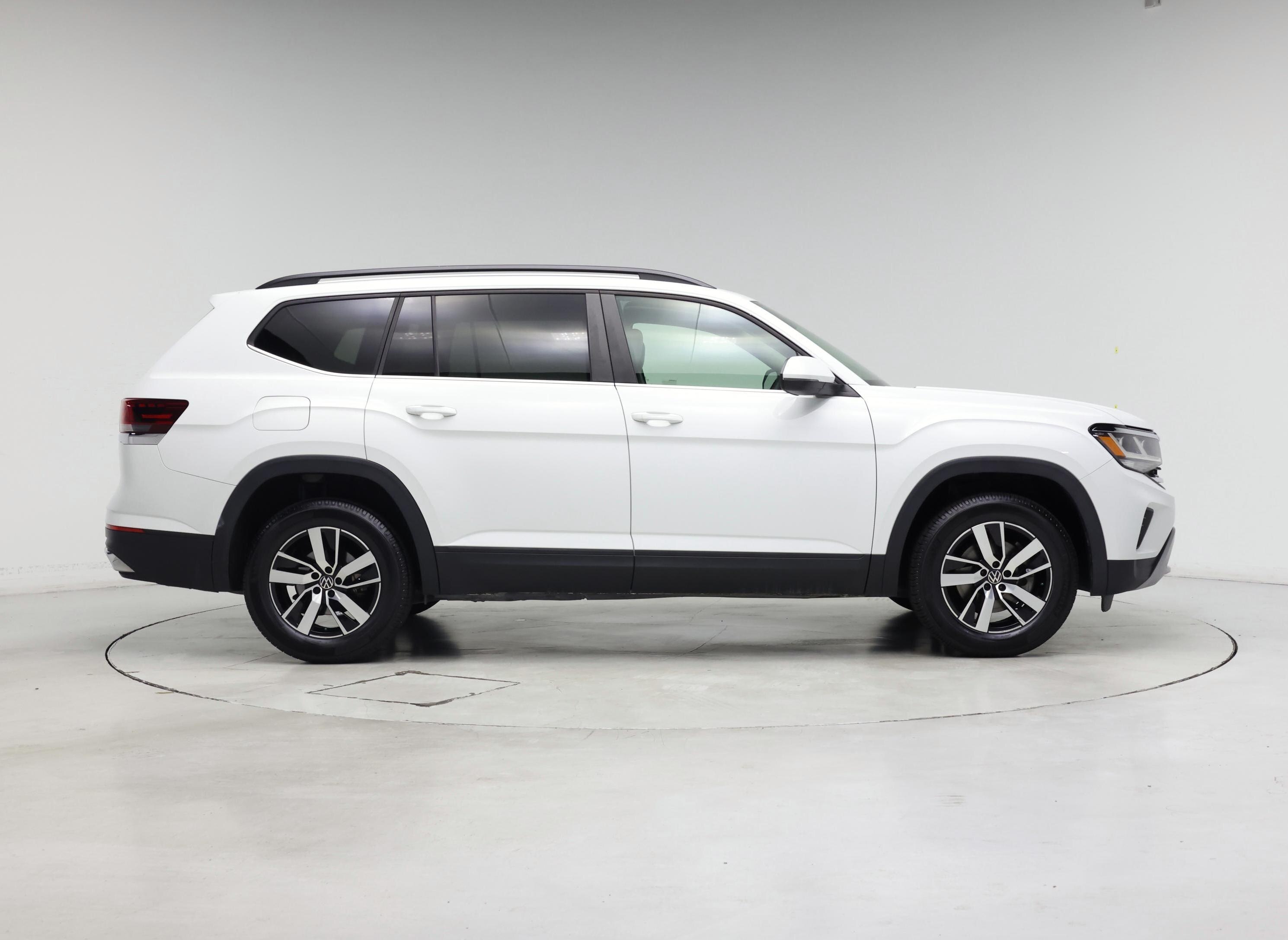Thumbnail: 2022 Volkswagen Atlas - 7