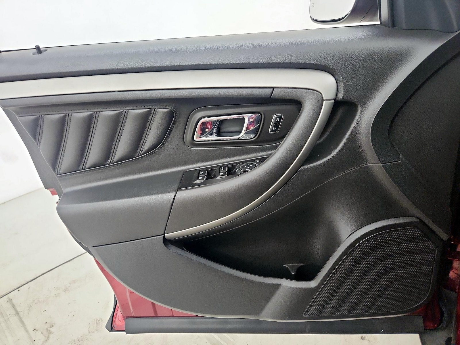 2015 Ford Taurus SEL - Photo 13