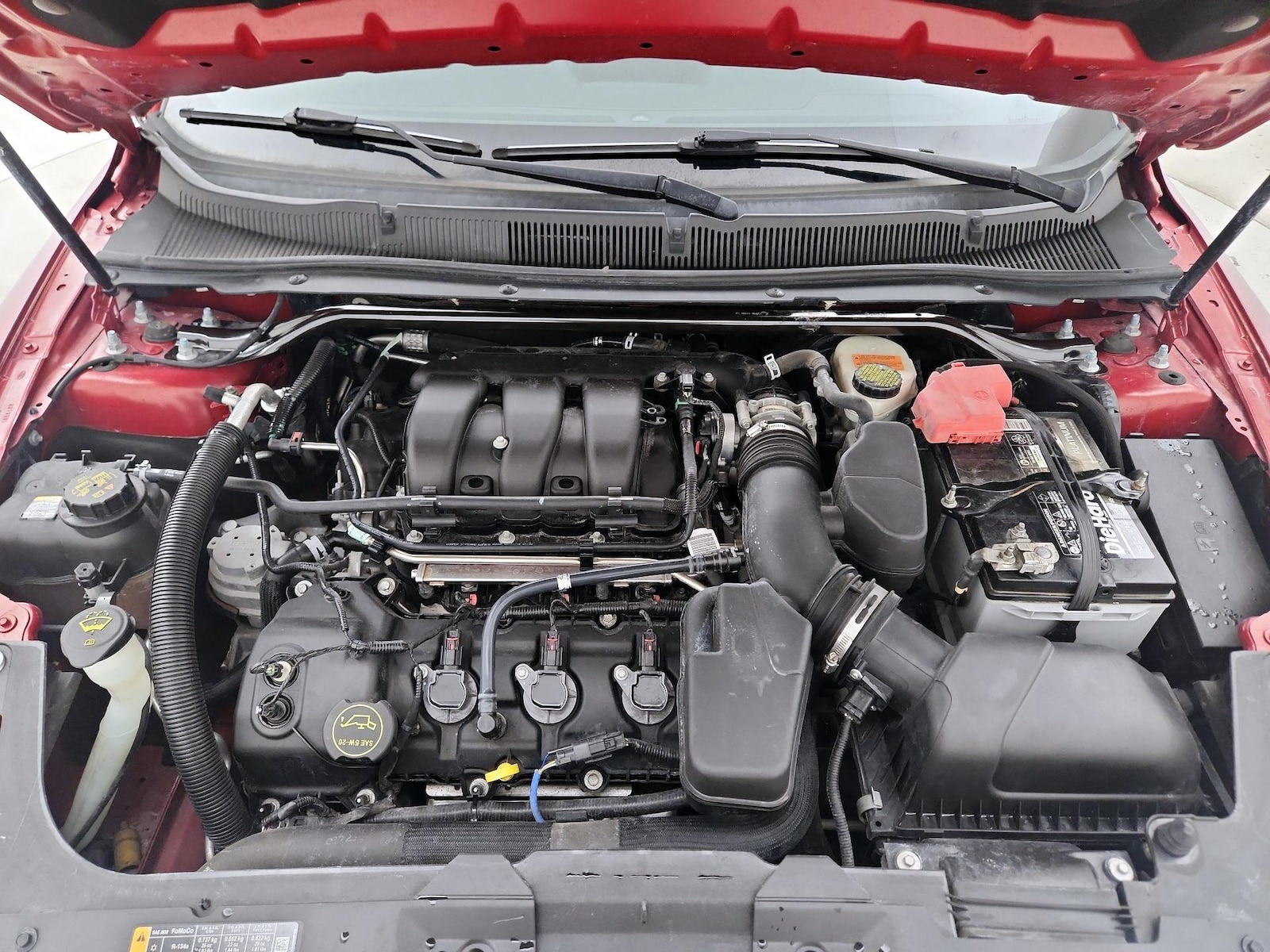 2015 Ford Taurus SEL - Photo 24