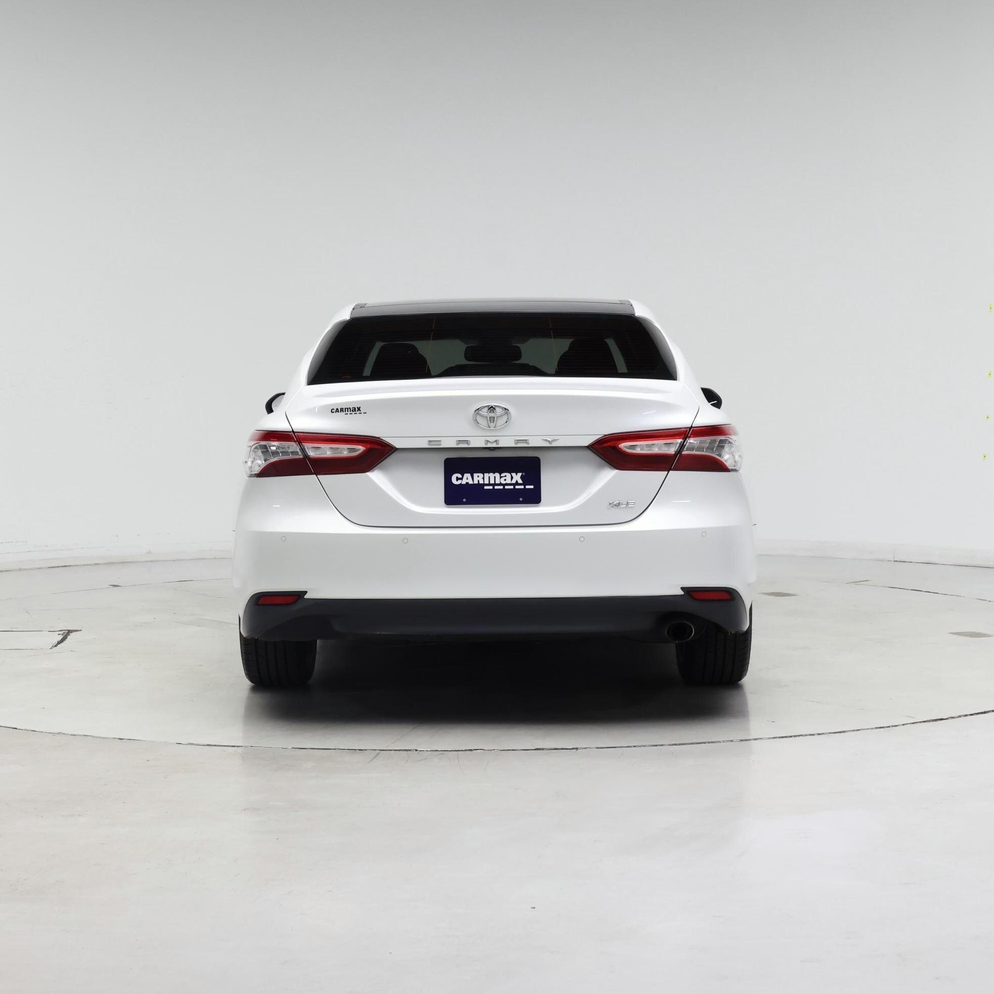 Thumbnail: 2018 Toyota Camry - 6