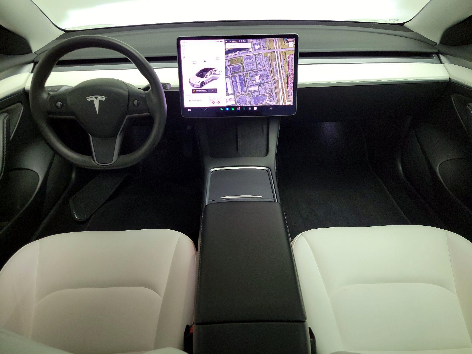 Thumbnail: 2021 Tesla Model 3 - 9