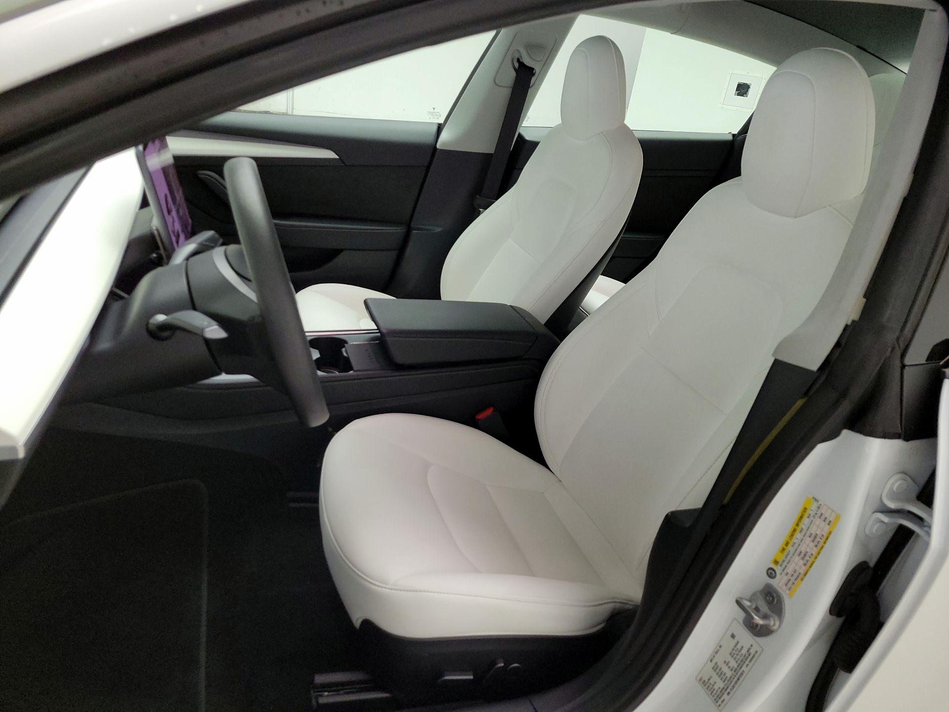 Thumbnail: 2021 Tesla Model 3 - 11