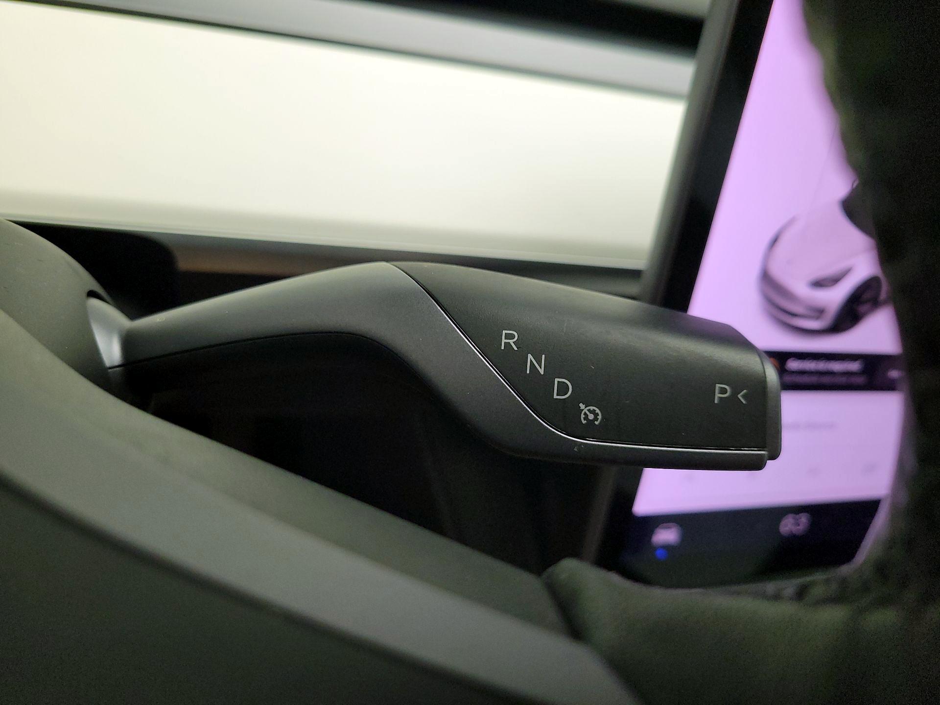 Thumbnail: 2021 Tesla Model 3 - 17