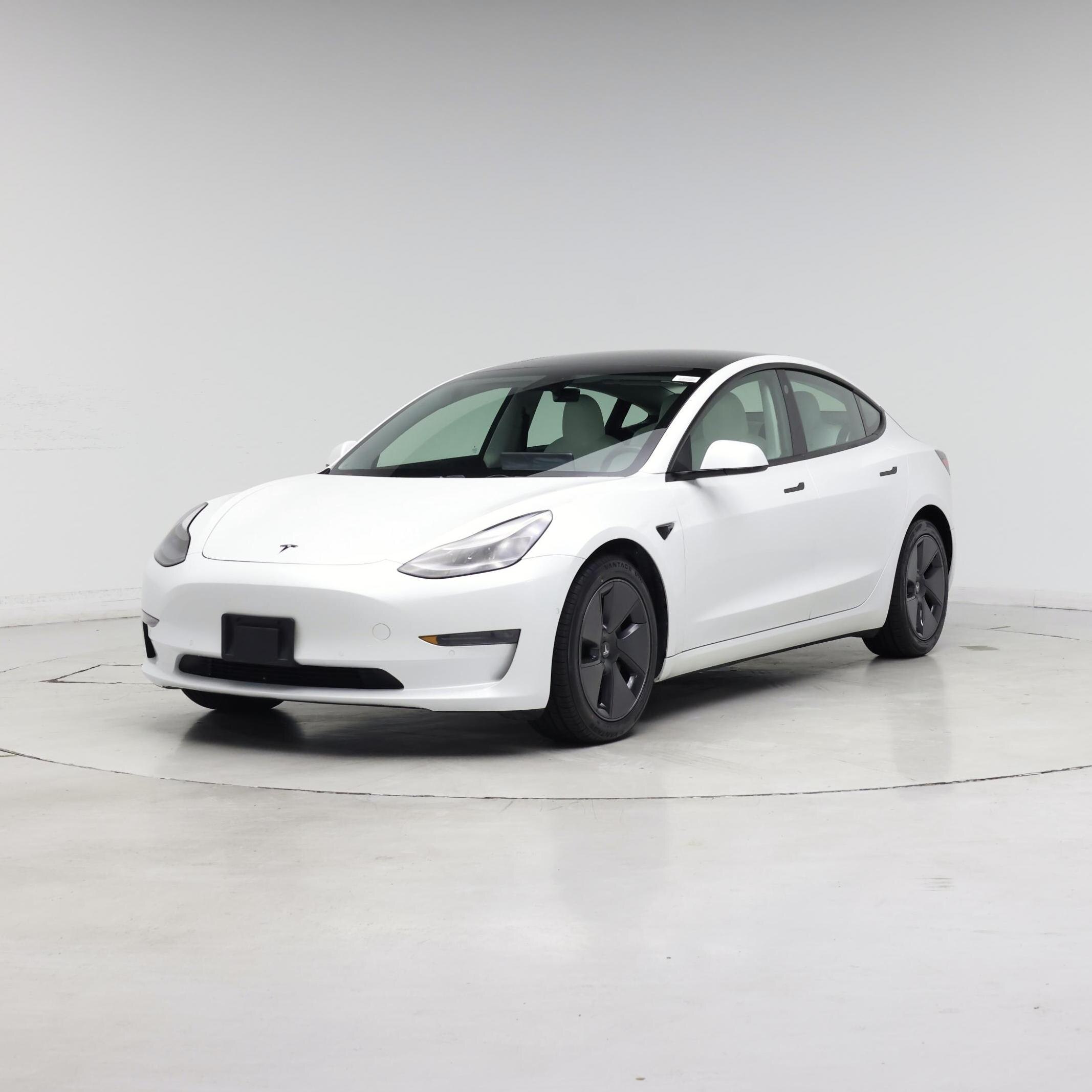 Thumbnail: 2021 Tesla Model 3 - 4