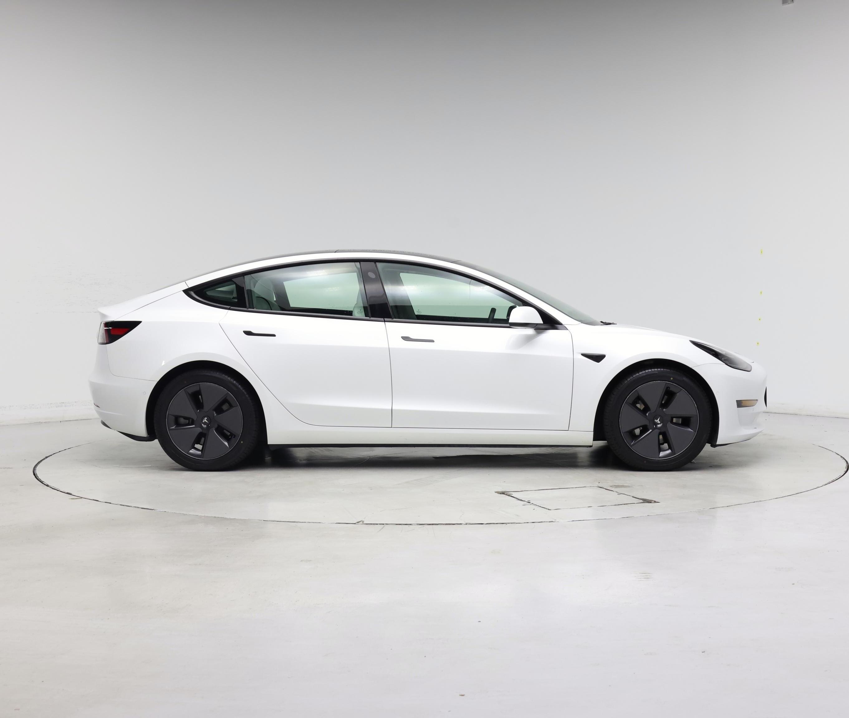 Thumbnail: 2021 Tesla Model 3 - 7