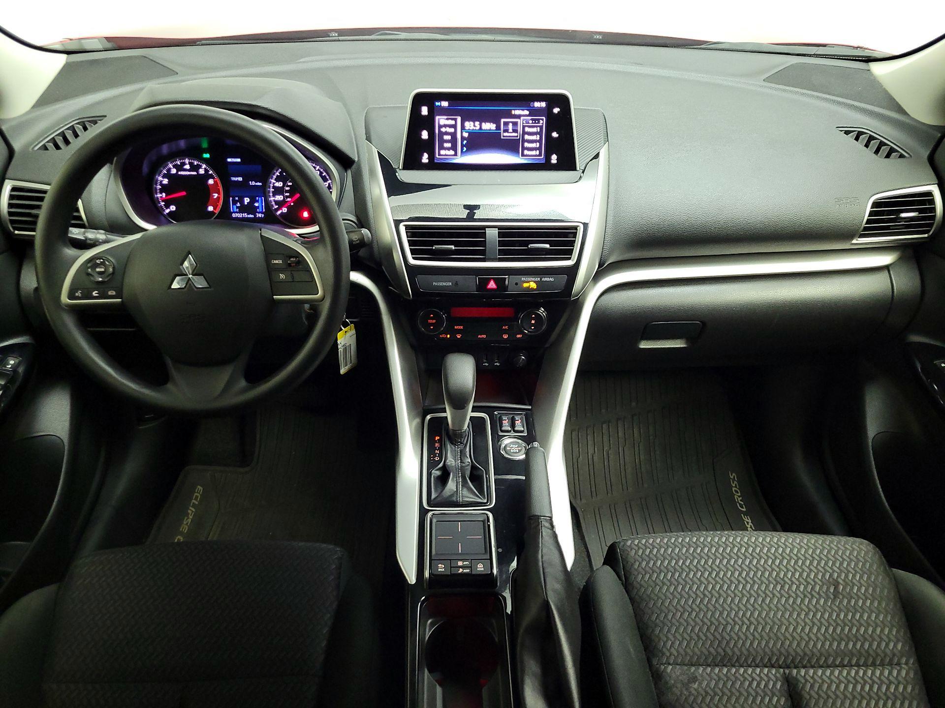Thumbnail: 2020 Mitsubishi Eclipse Cross - 9