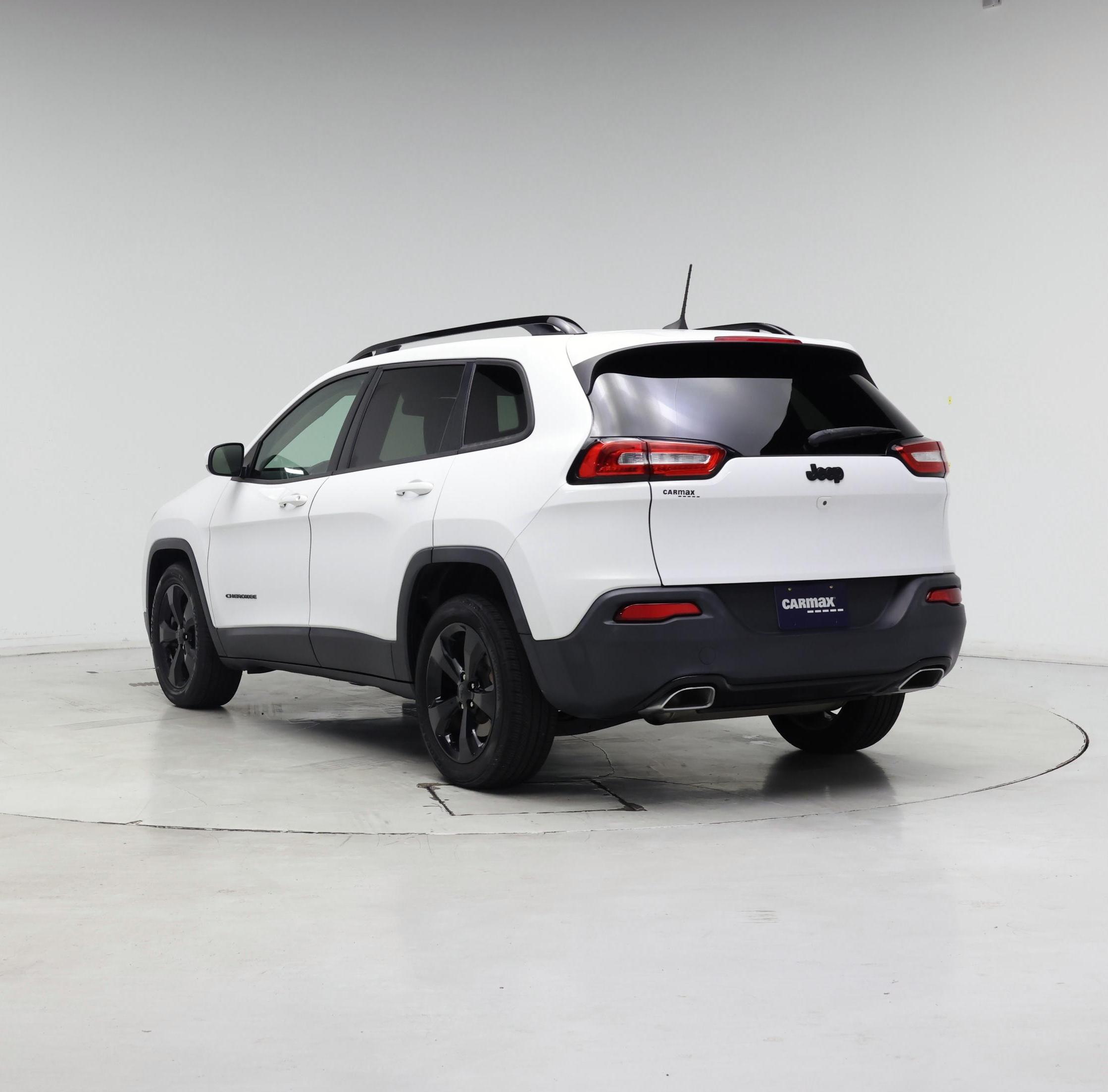Thumbnail: 2018 Jeep Cherokee - 2