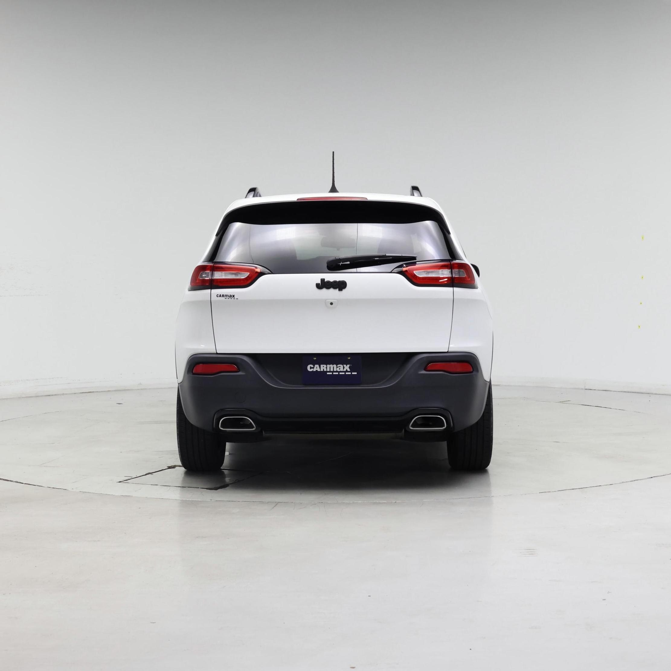 Thumbnail: 2018 Jeep Cherokee - 6
