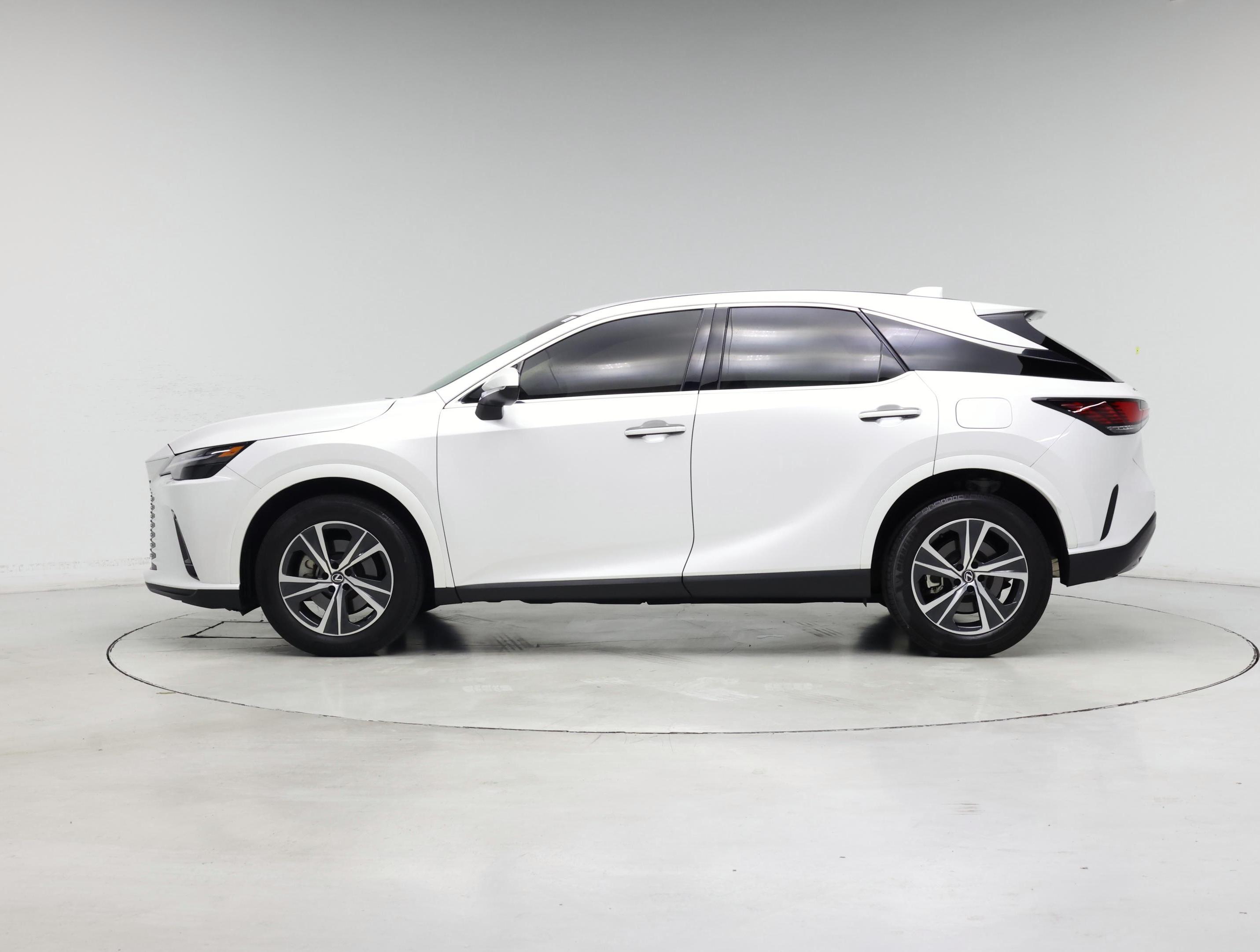 Thumbnail: 2024 Lexus RX - 3