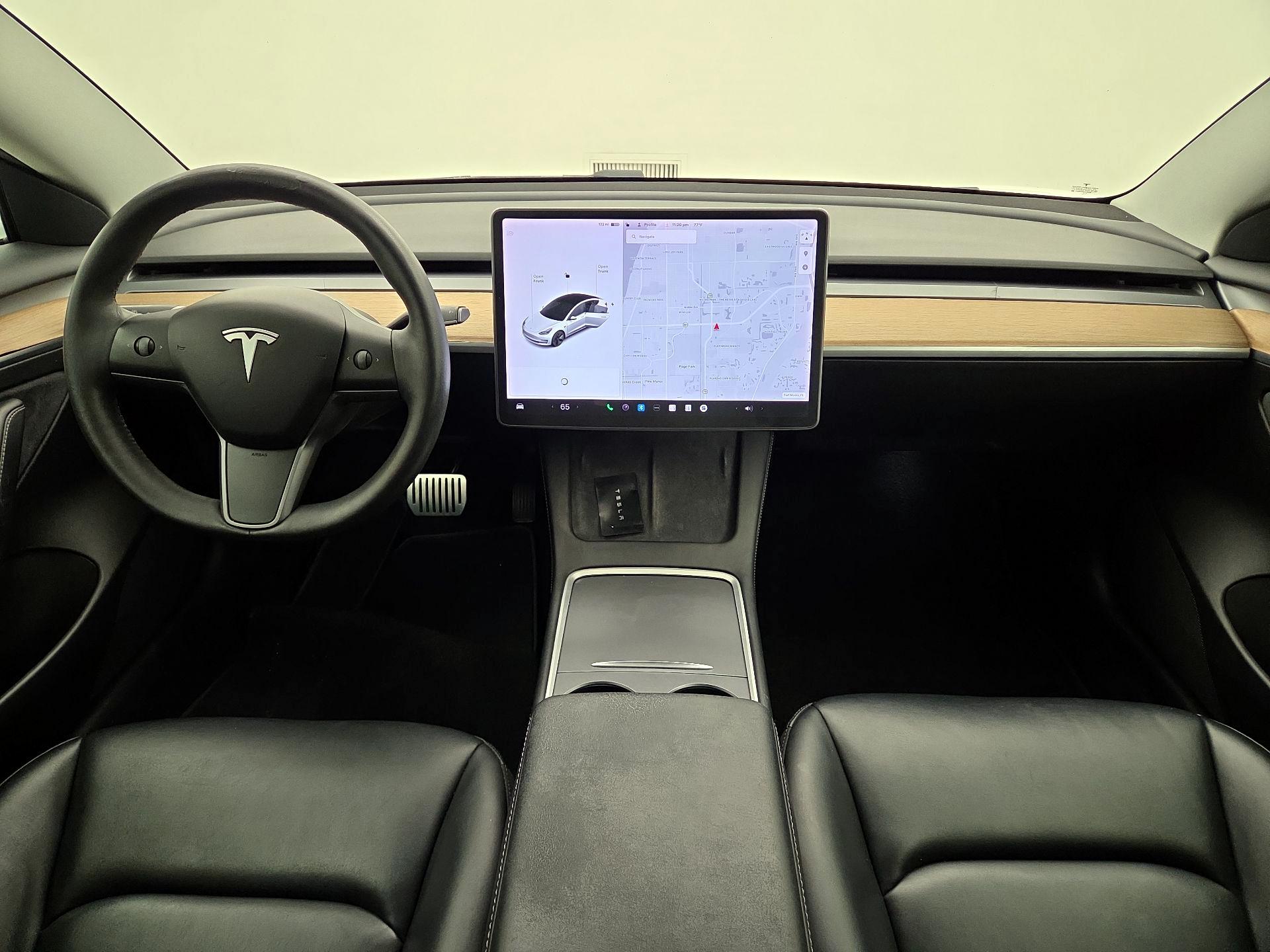 Thumbnail: 2021 Tesla Model 3 - 9