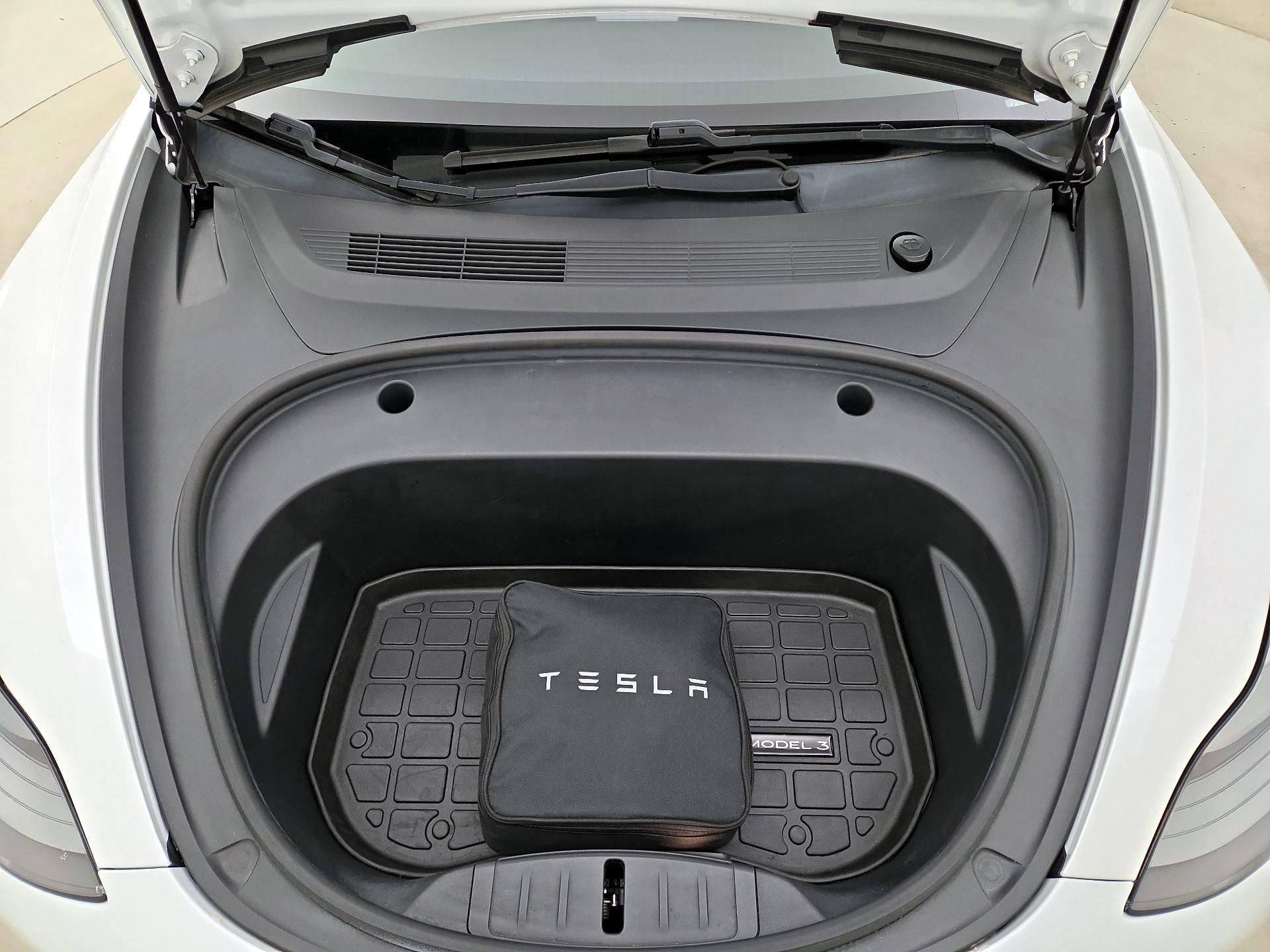 Thumbnail: 2021 Tesla Model 3 - 20