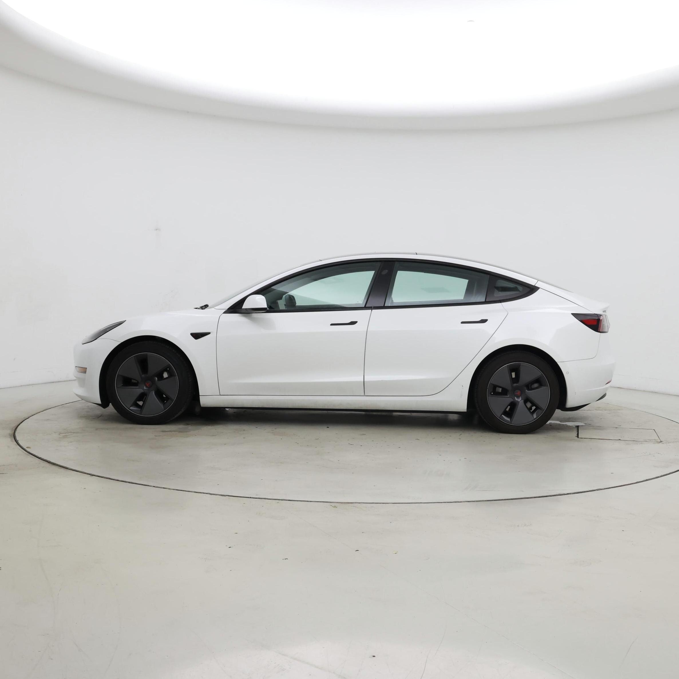 Thumbnail: 2021 Tesla Model 3 - 3