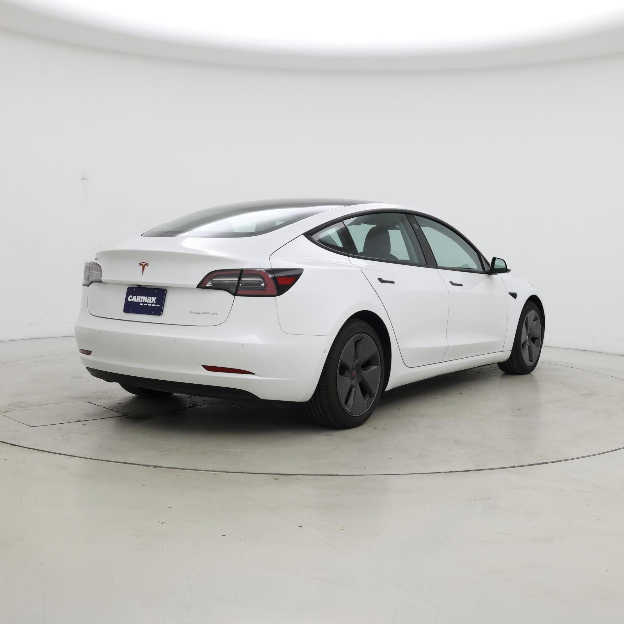Thumbnail: 2021 Tesla Model 3 - 8