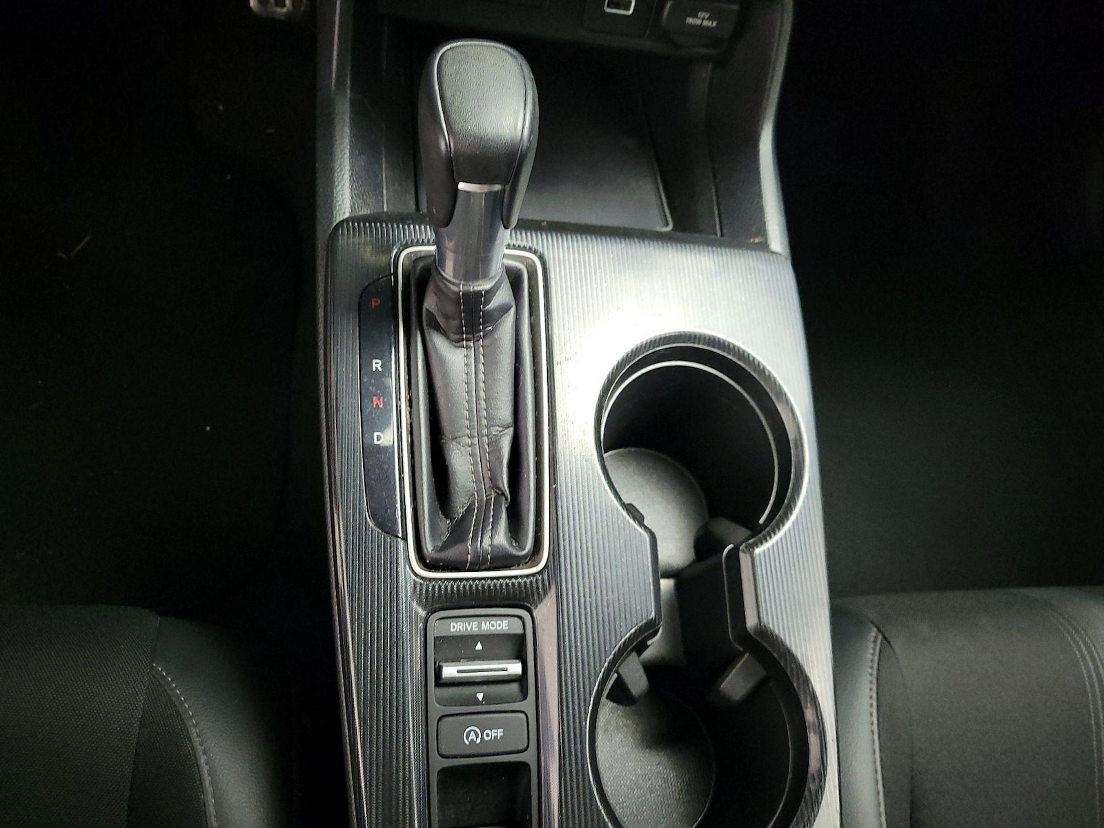 2024 Honda Civic Hatchback Sport - Photo 18