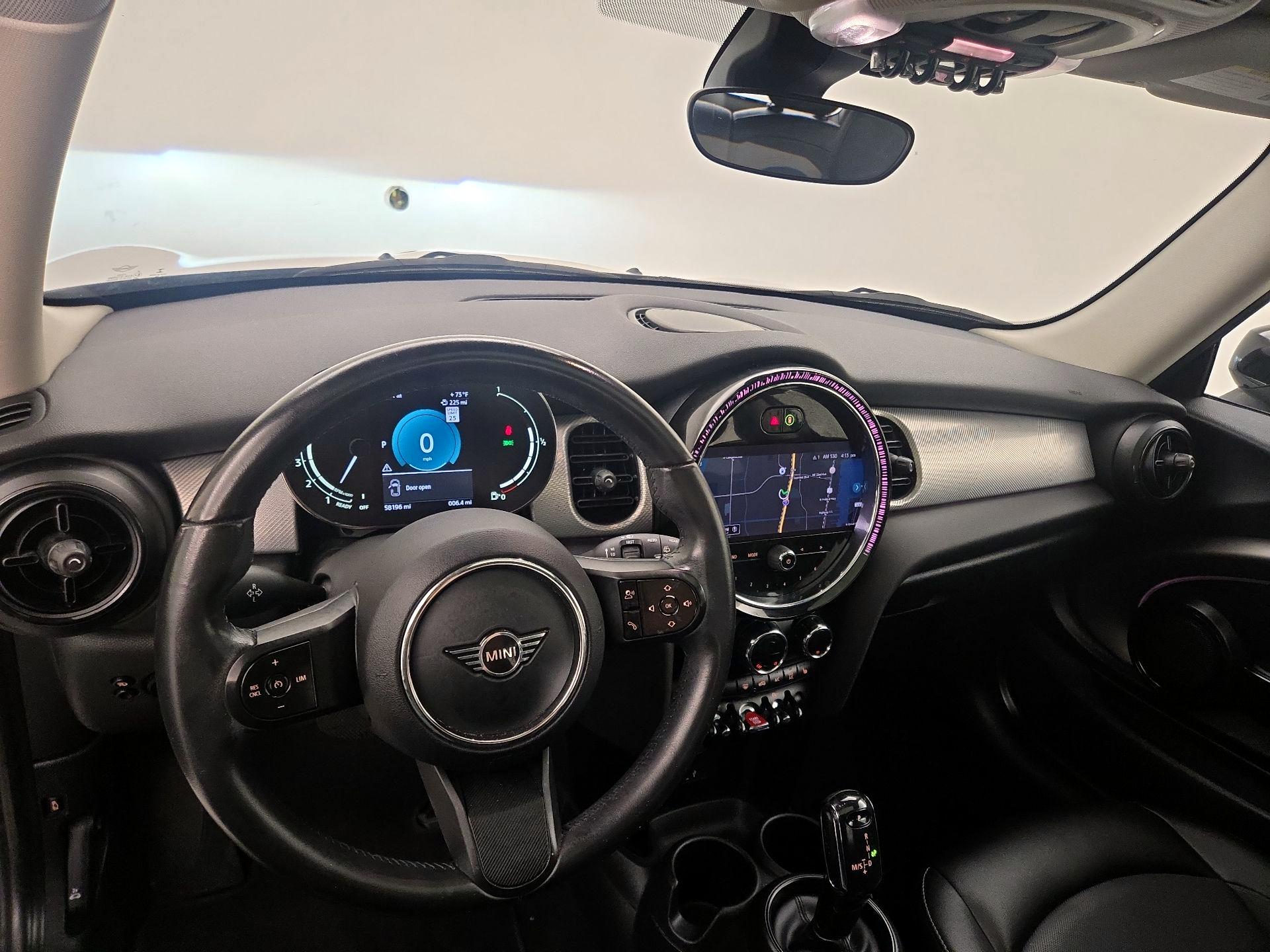 Thumbnail: 2022 MINI Cooper Hardtop - 9
