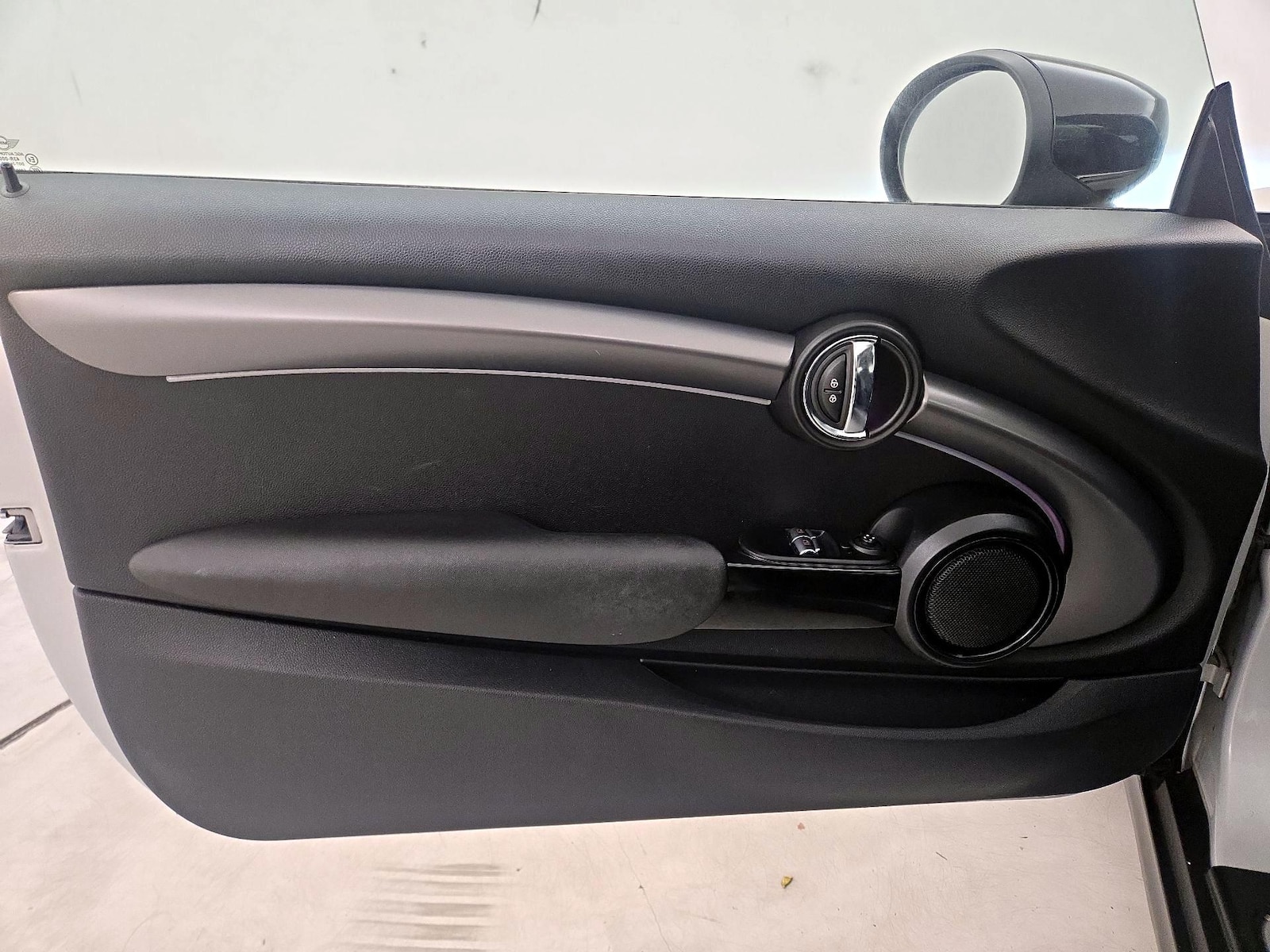 2022 MINI Hardtop 2 Door - Photo 13