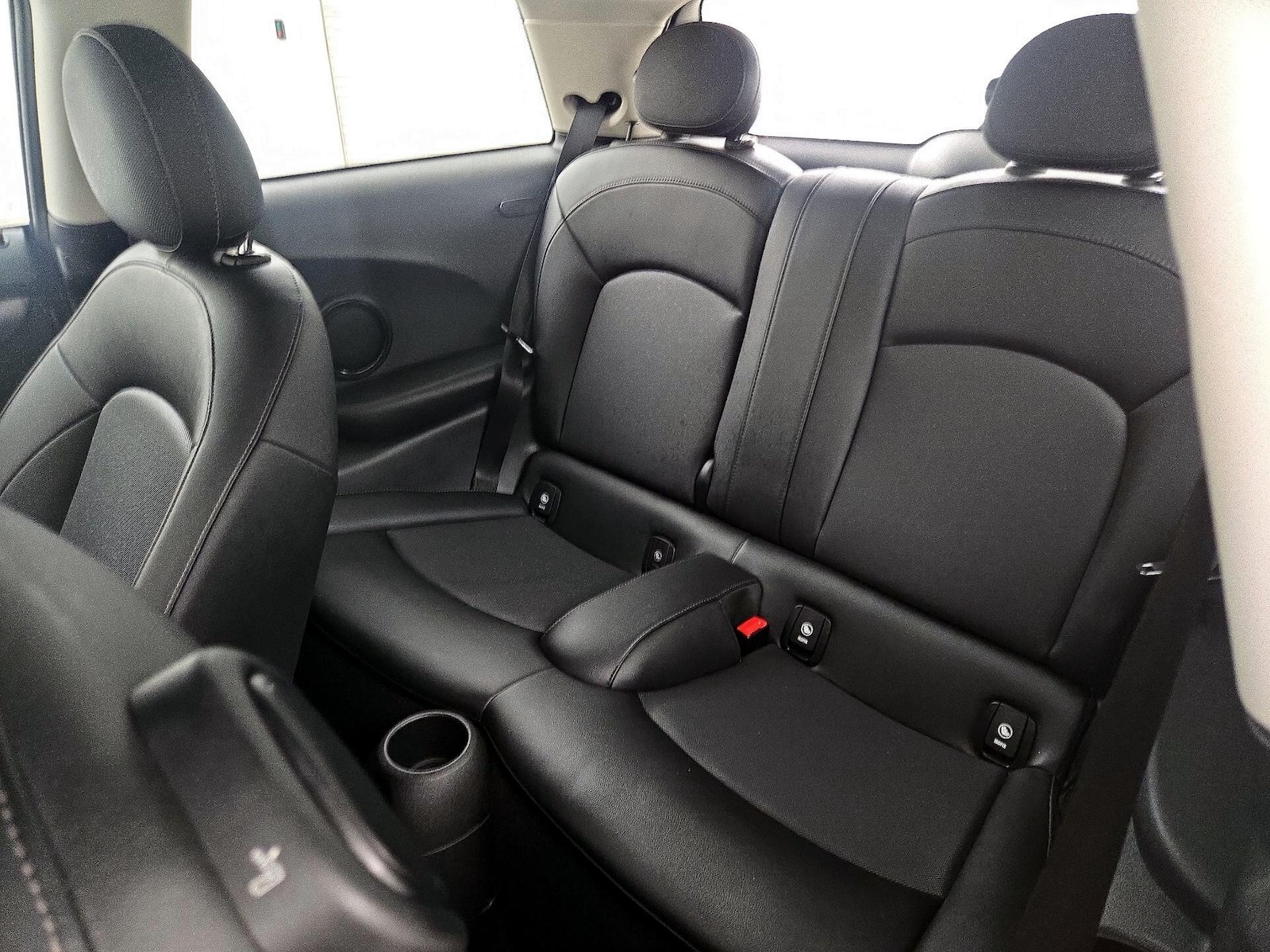 2022 MINI Hardtop 2 Door - Photo 22