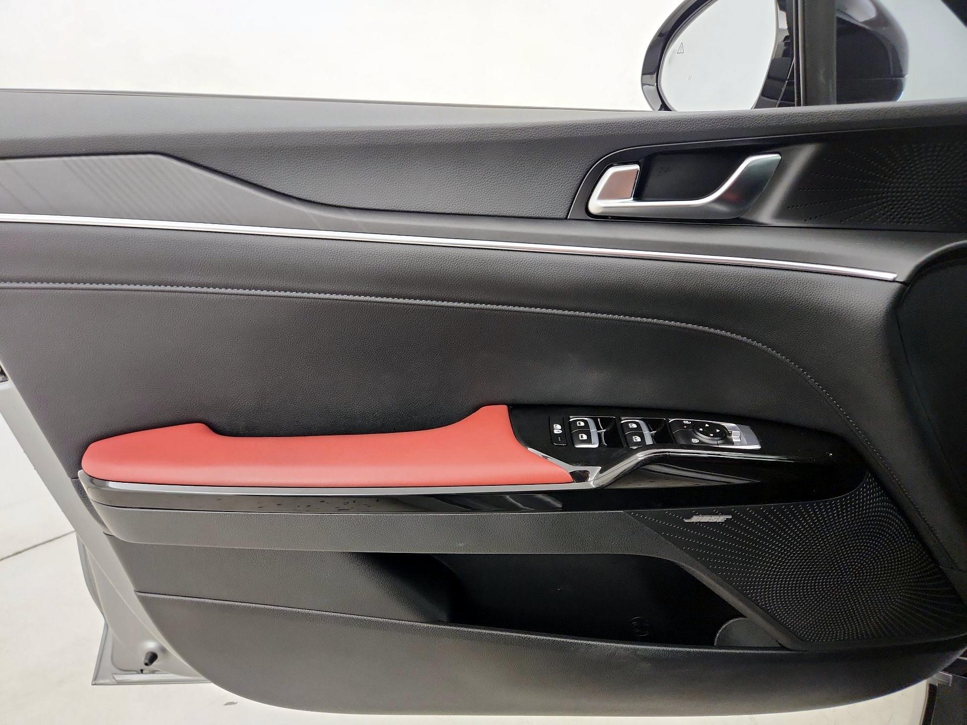 Thumbnail: 2025 Kia K5 - 12