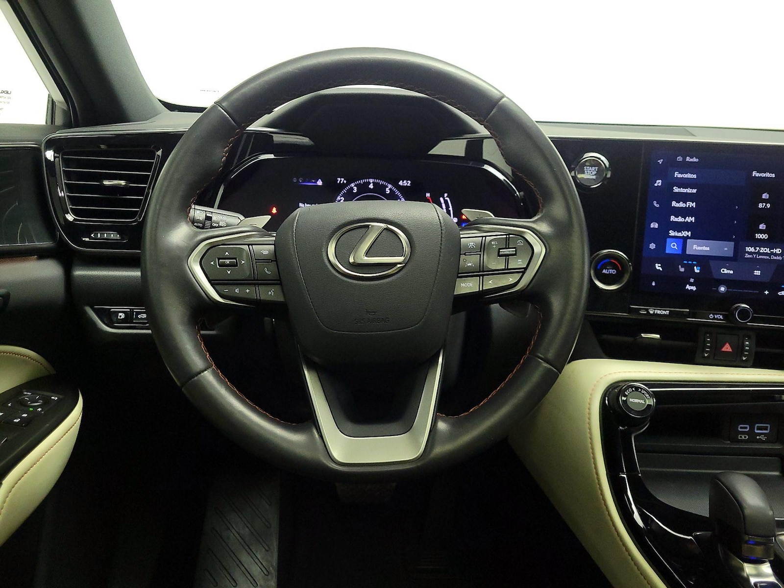 2024 Lexus NX 250 - Photo 11