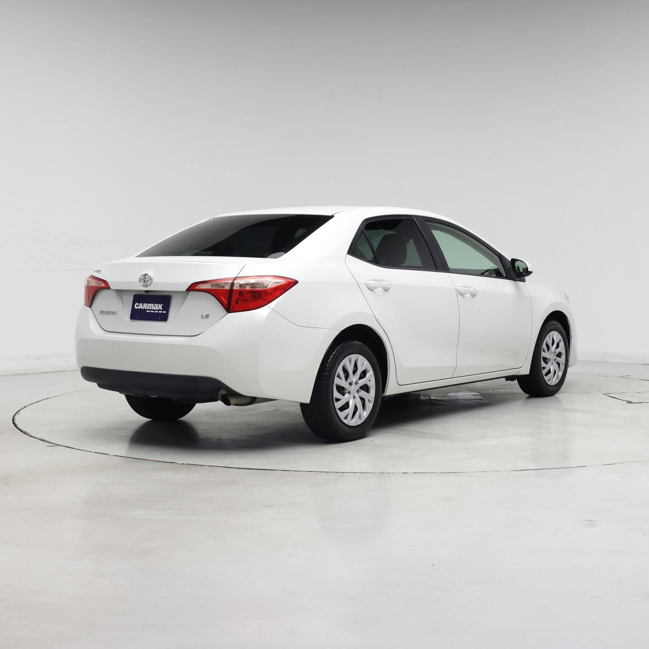 Thumbnail: 2018 Toyota Corolla - 8