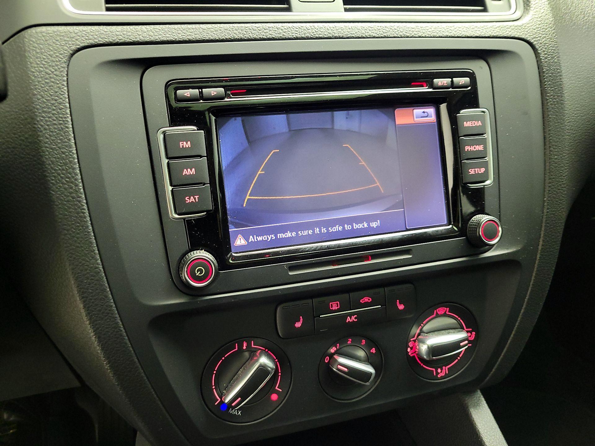 Thumbnail: 2015 Volkswagen Jetta - 14
