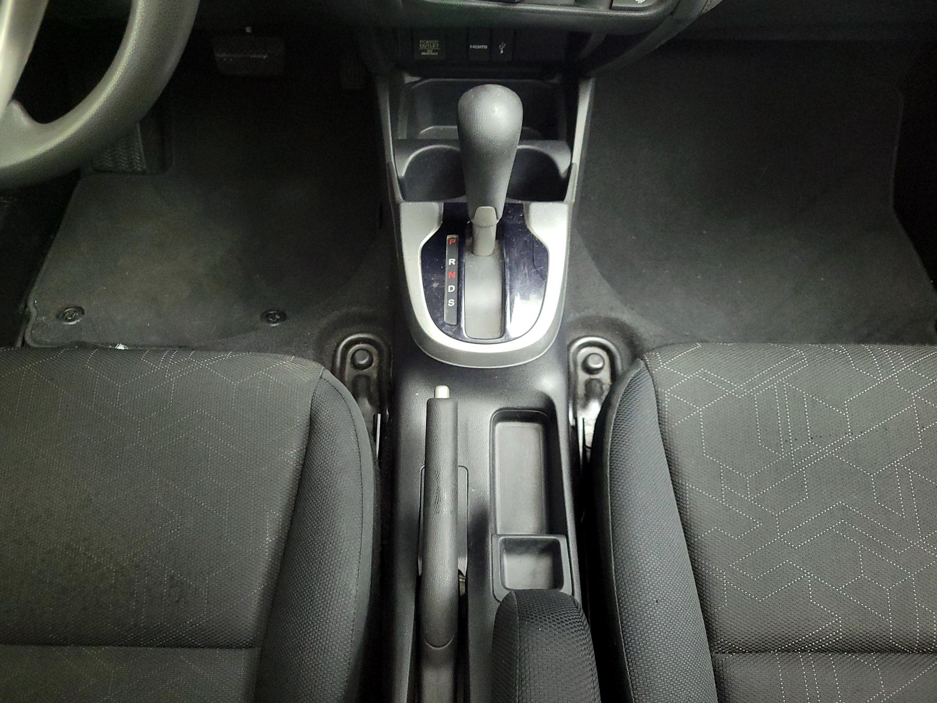 Thumbnail: 2015 Honda Fit - 17