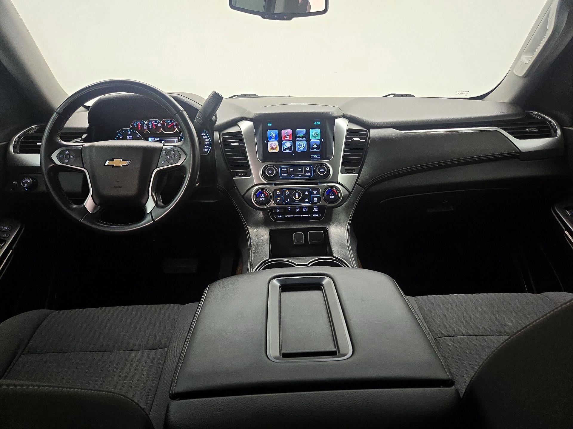 Thumbnail: 2017 Chevrolet Tahoe - 9