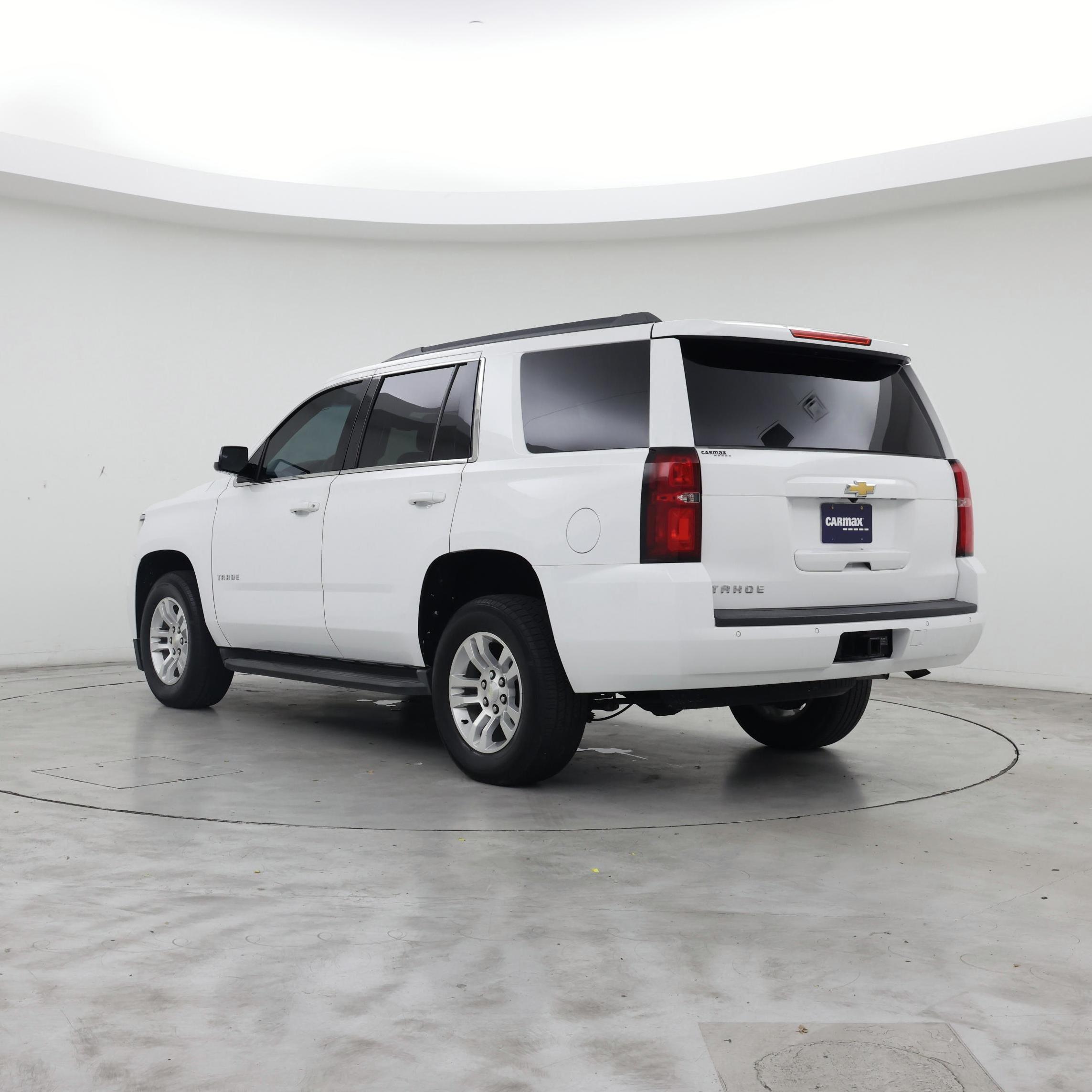 Thumbnail: 2017 Chevrolet Tahoe - 2