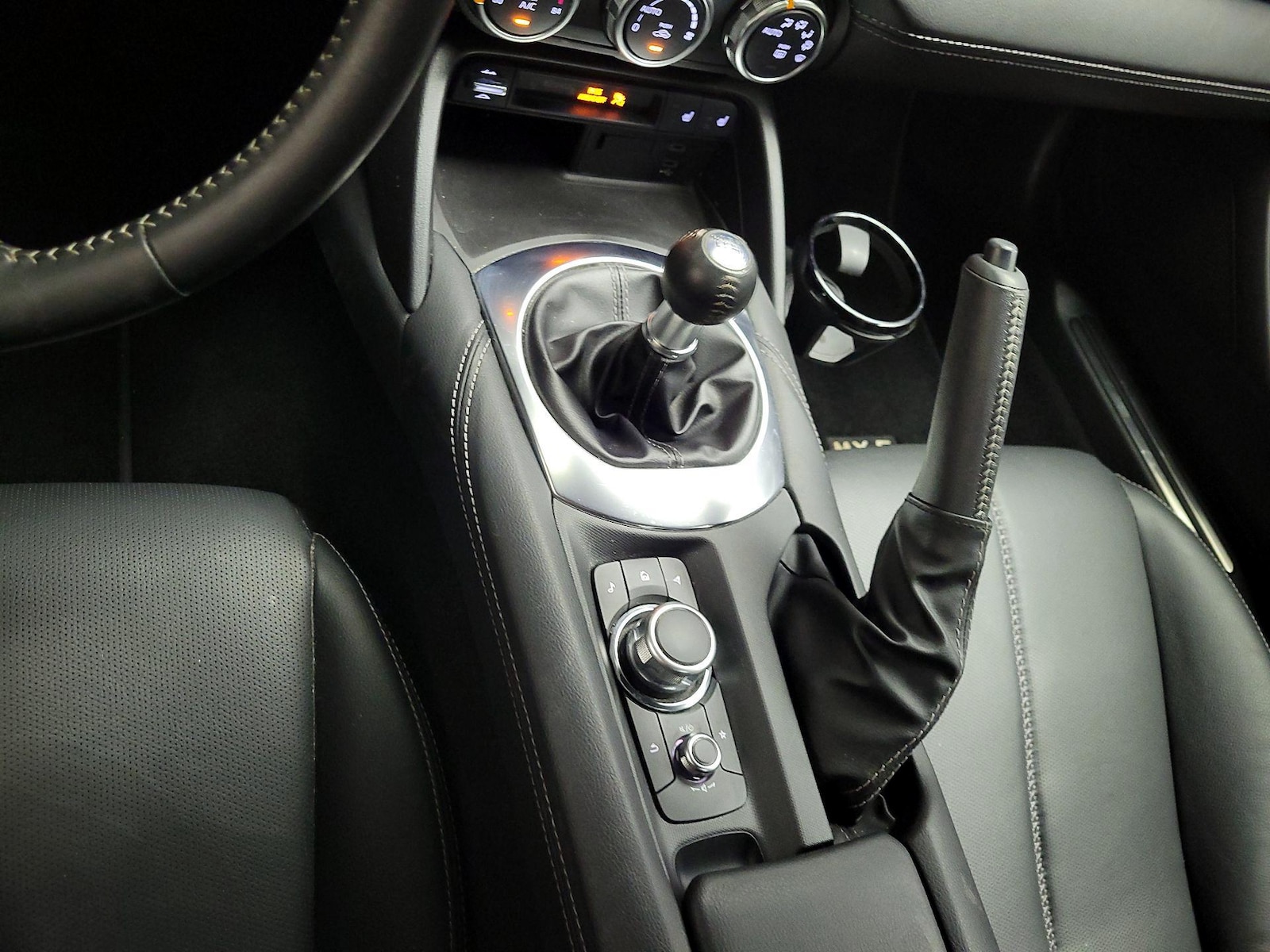 2025 Mazda MX-5 Miata RF Grand Touring - Photo 19