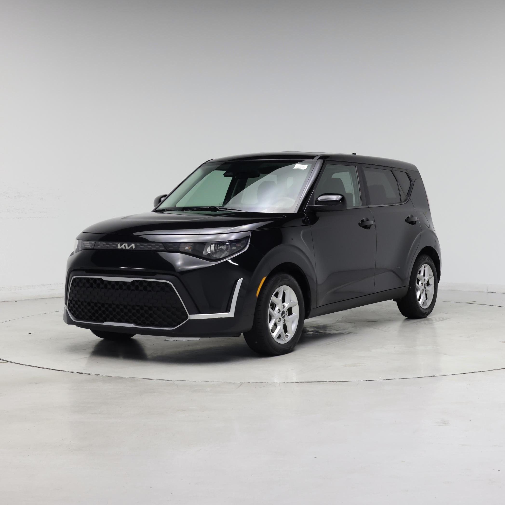 Thumbnail: 2023 Kia Soul - 4