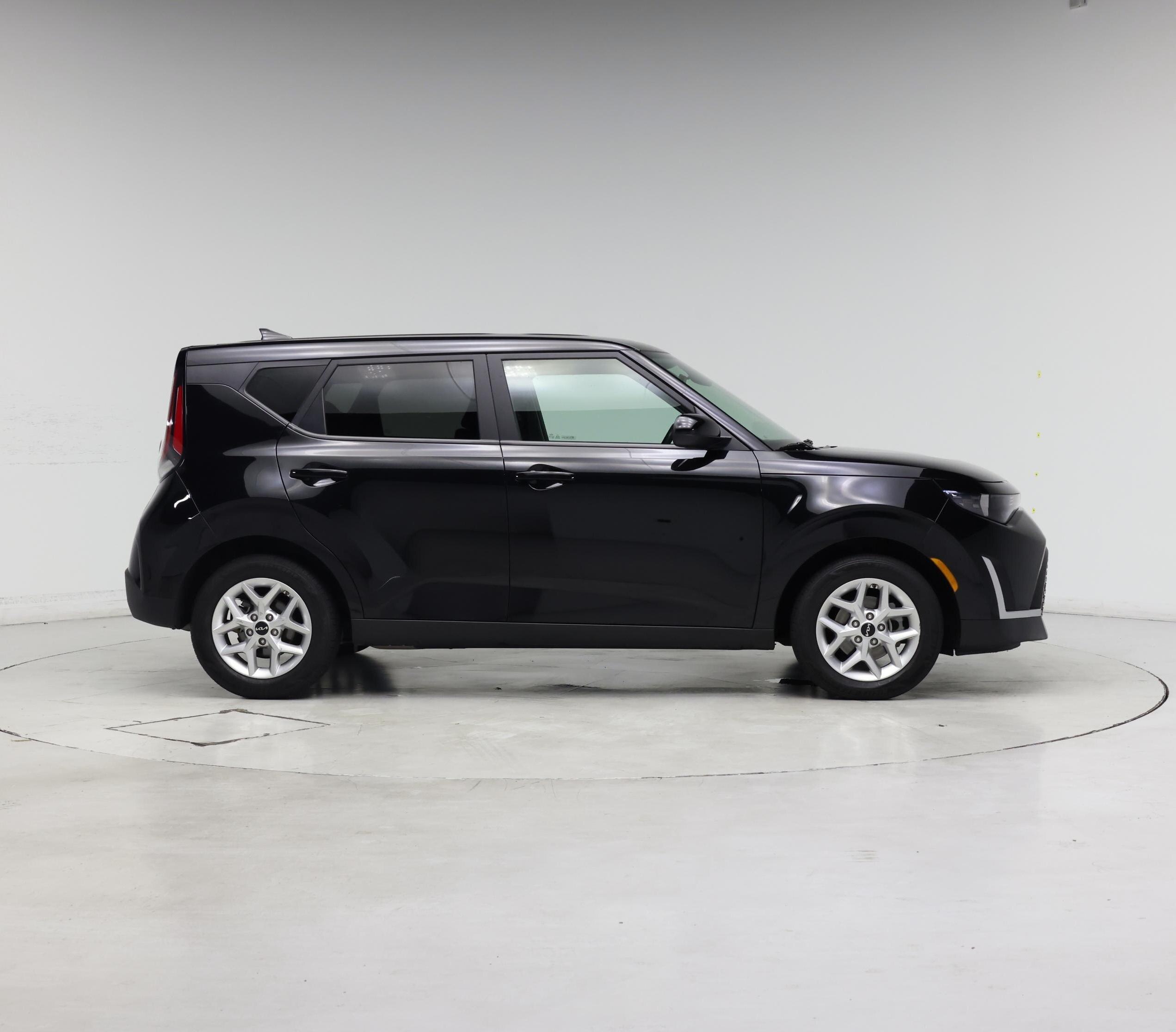 Thumbnail: 2023 Kia Soul - 7