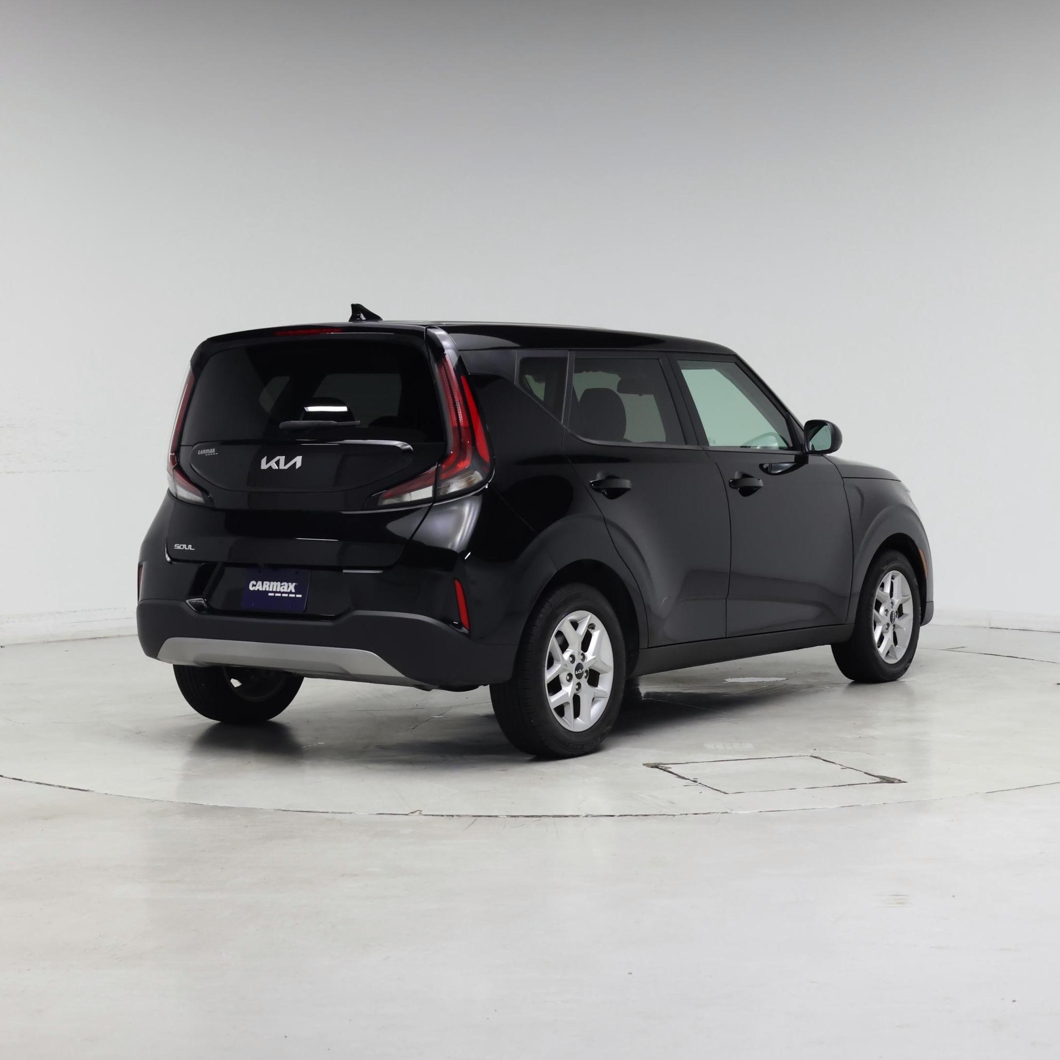 Thumbnail: 2023 Kia Soul - 8