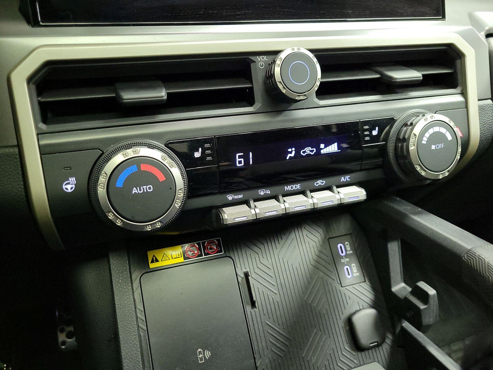 2024 Toyota Tacoma TRD Sport - Photo 18