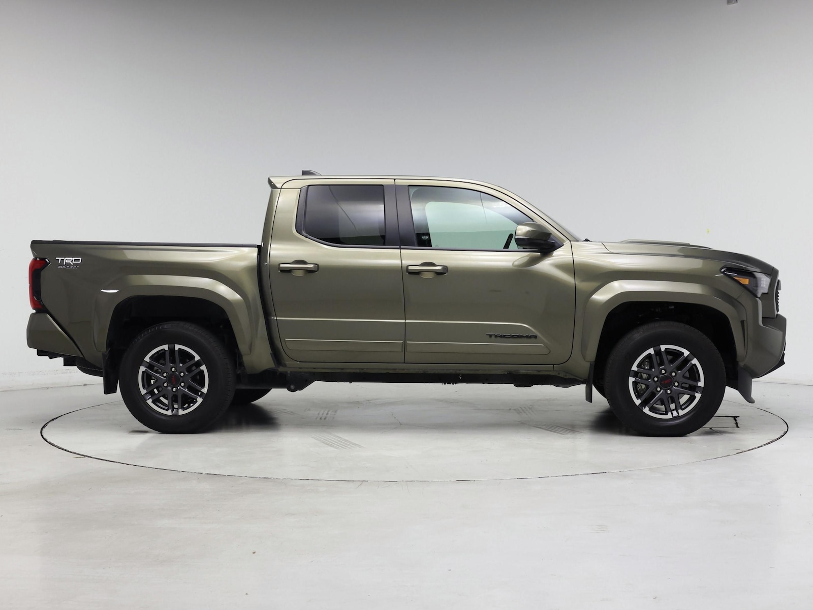 2024 Toyota Tacoma TRD Sport - Photo 8