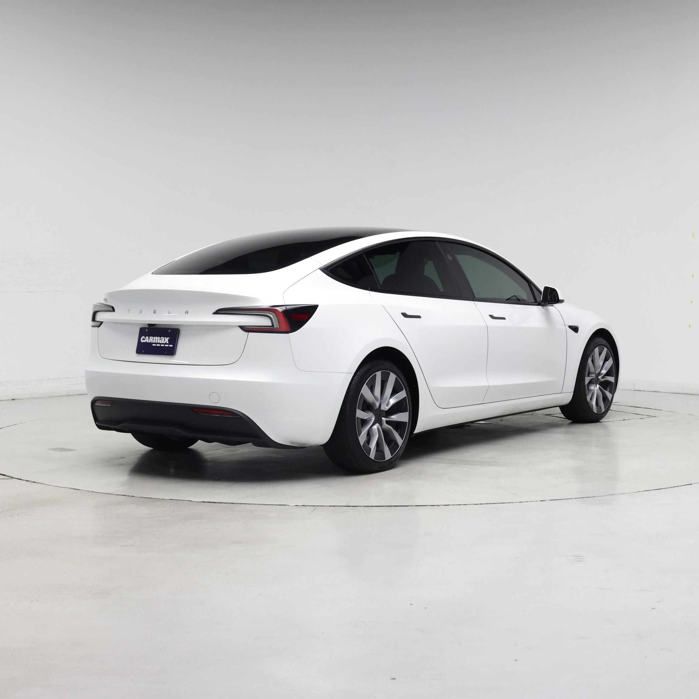 Thumbnail: 2025 Tesla Model 3 - 8