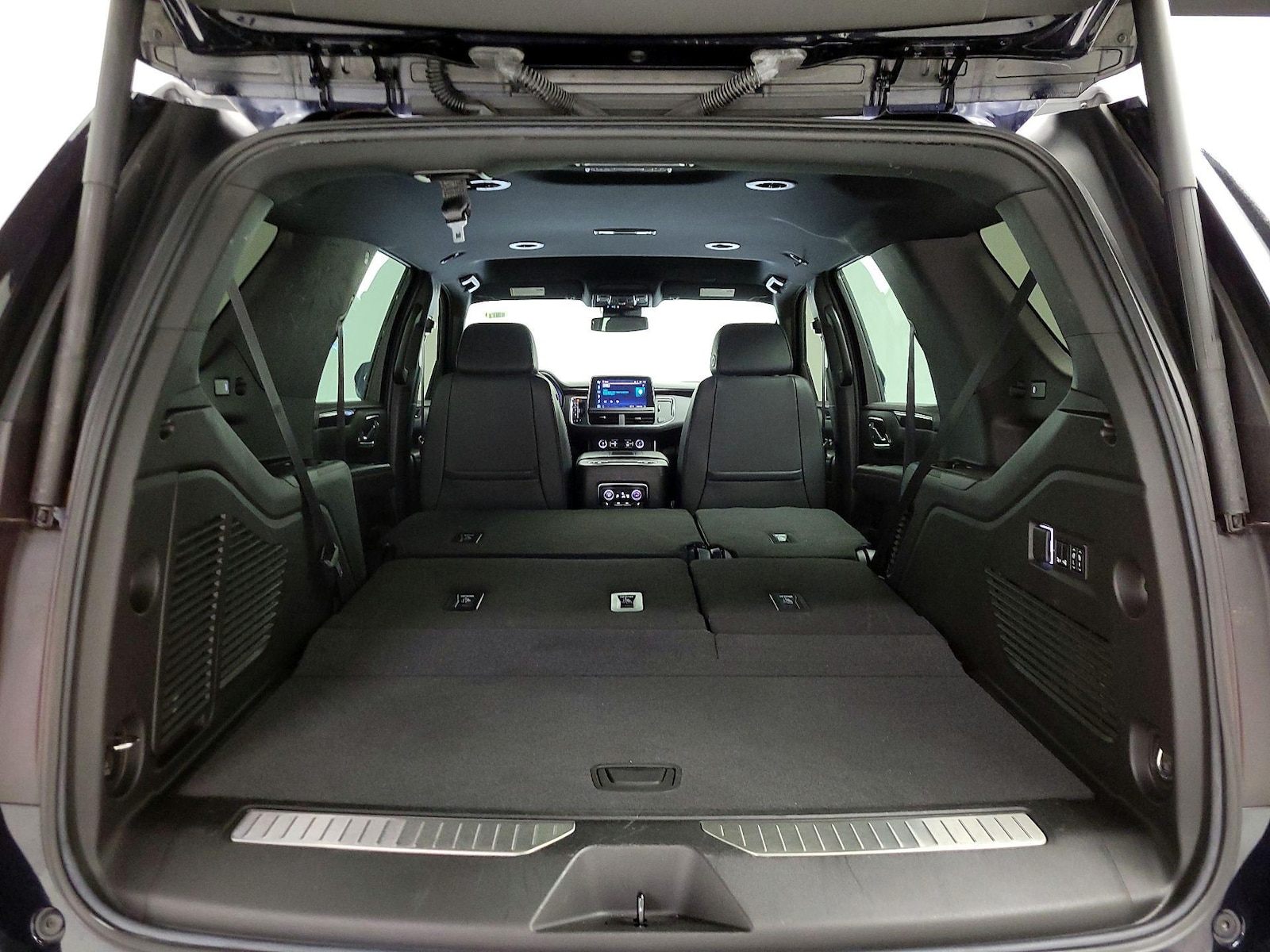 2023 Chevrolet Tahoe RST - Photo 24