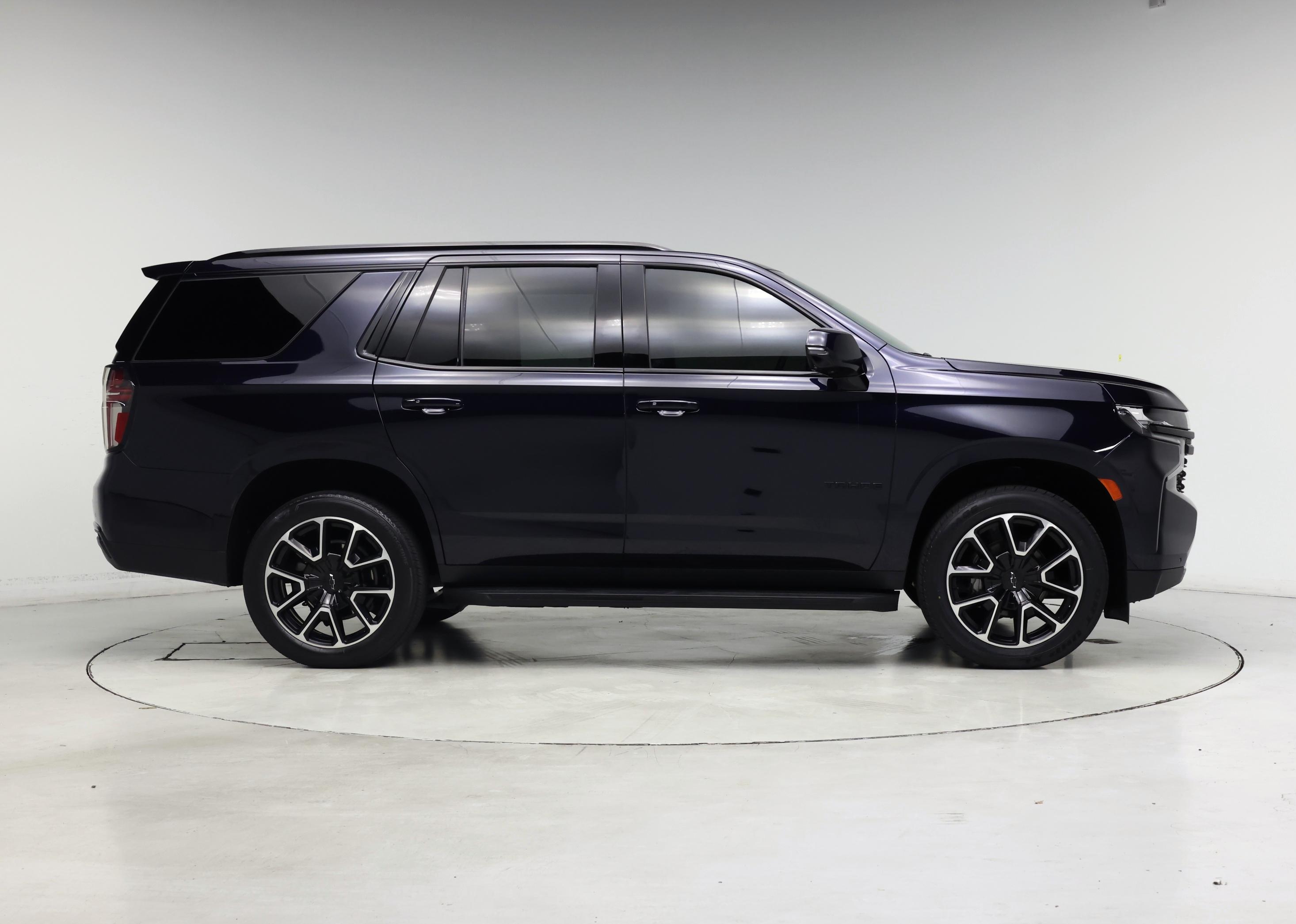 Thumbnail: 2023 Chevrolet Tahoe - 7
