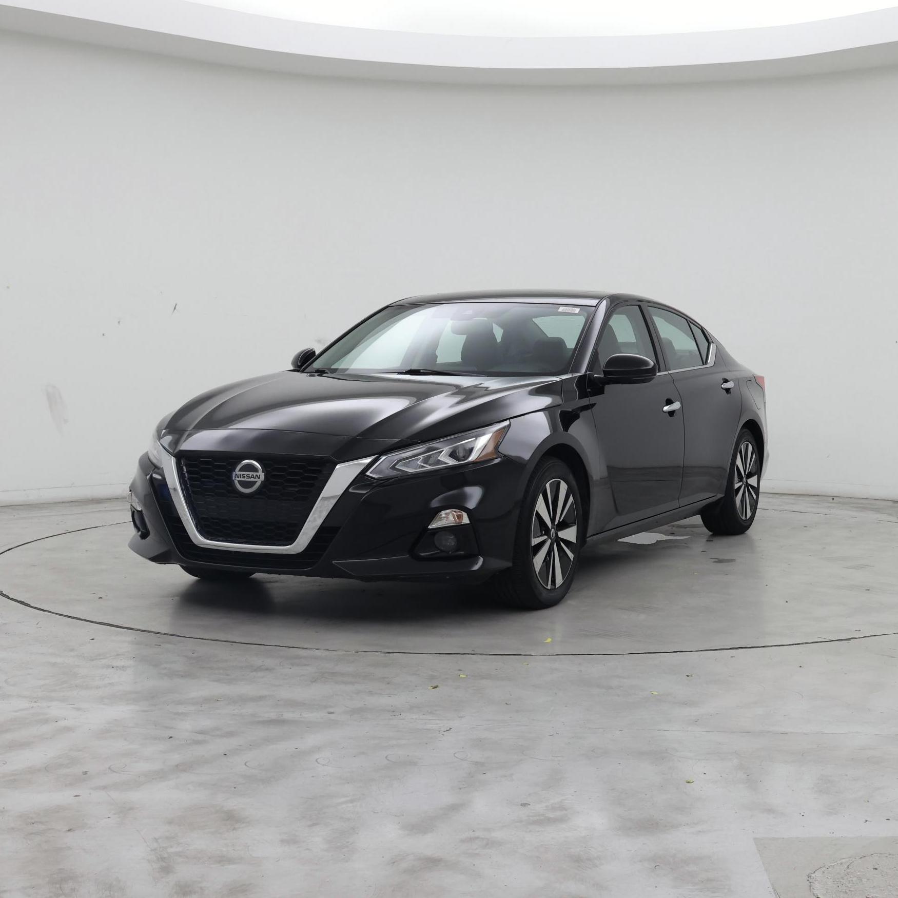 Thumbnail: 2020 Nissan Altima - 4