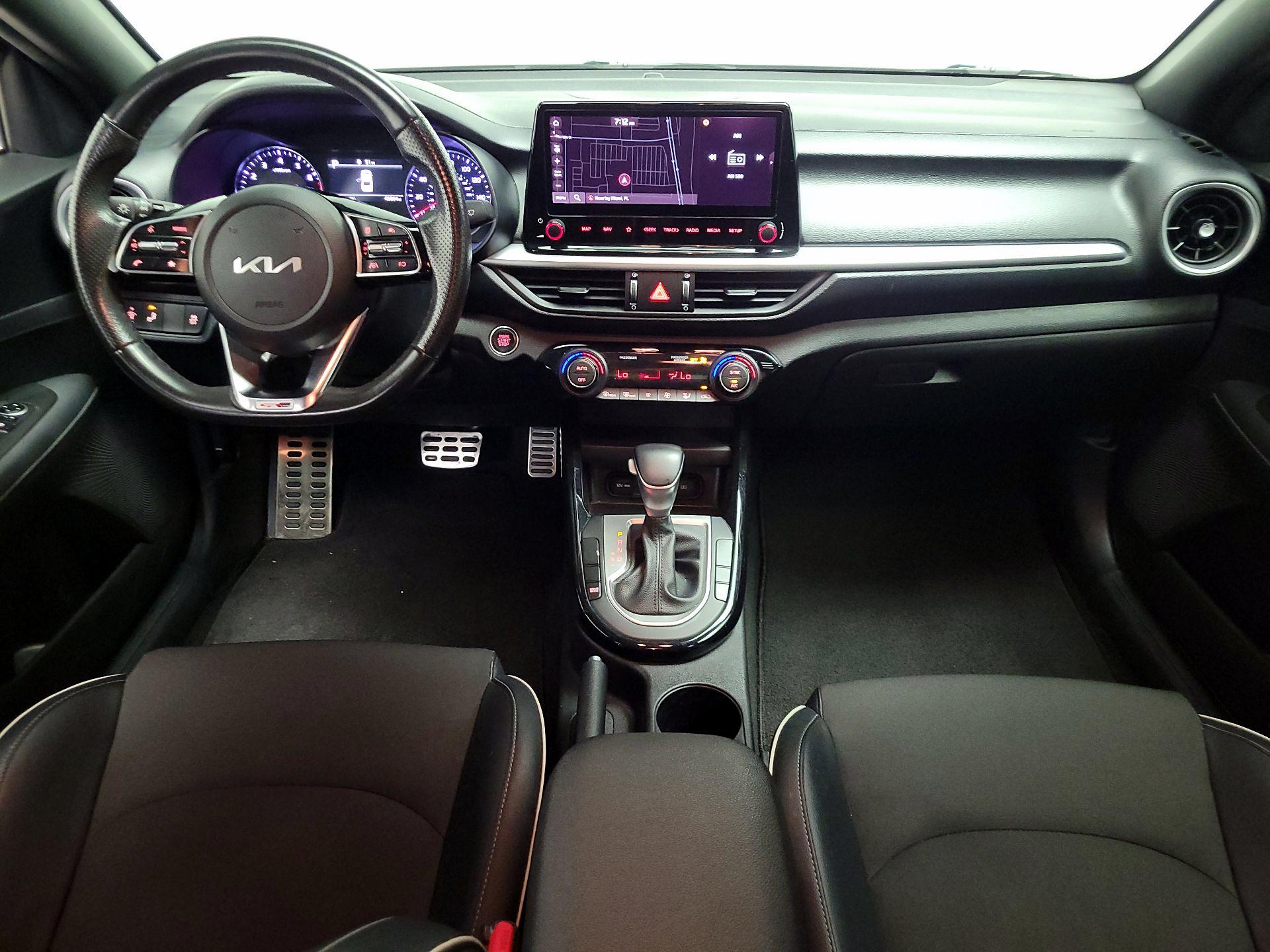 Thumbnail: 2023 Kia Forte - 9