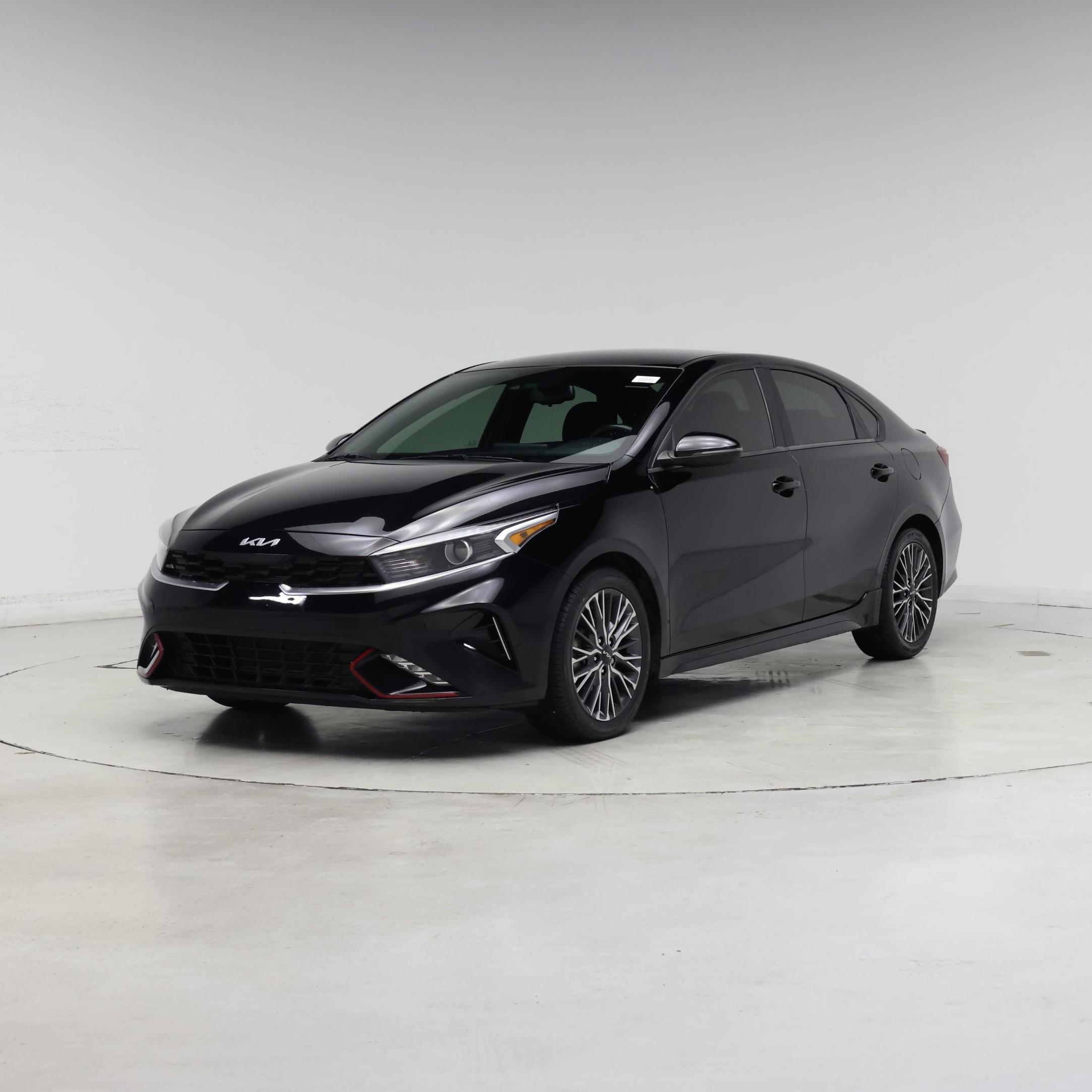Thumbnail: 2023 Kia Forte - 4