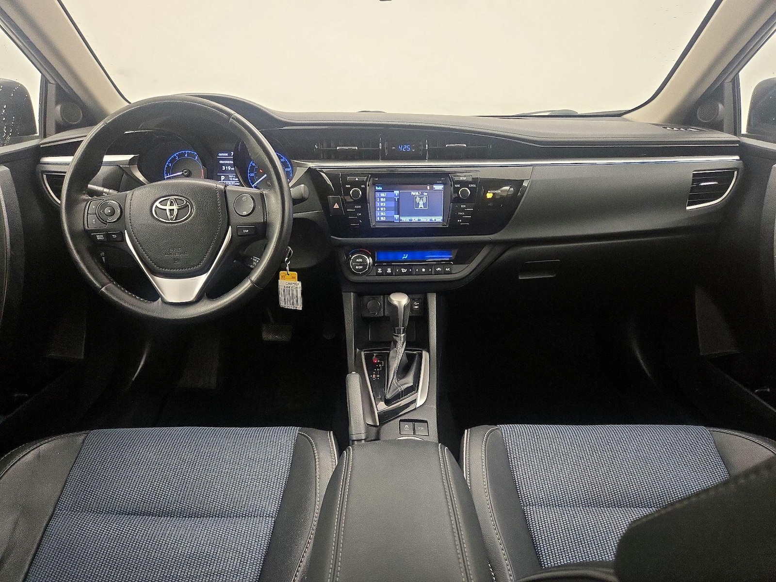 2014 Toyota Corolla S - Photo 10