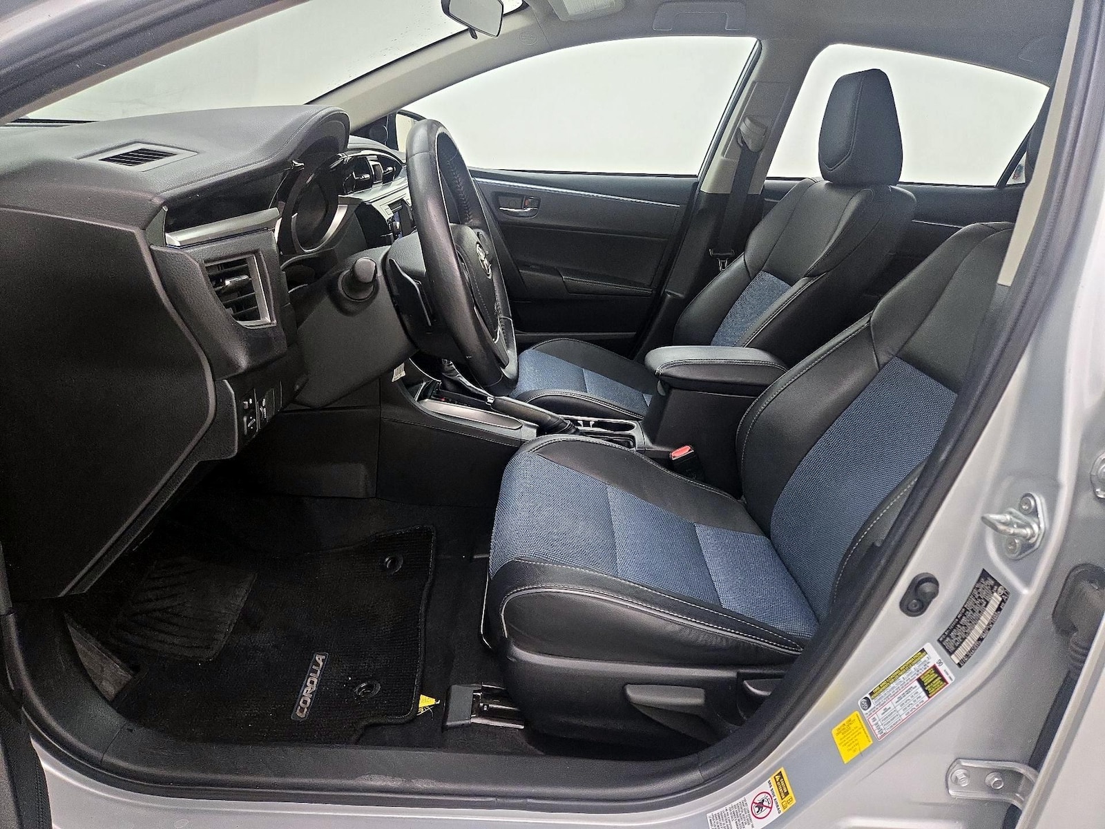 2014 Toyota Corolla S - Photo 12