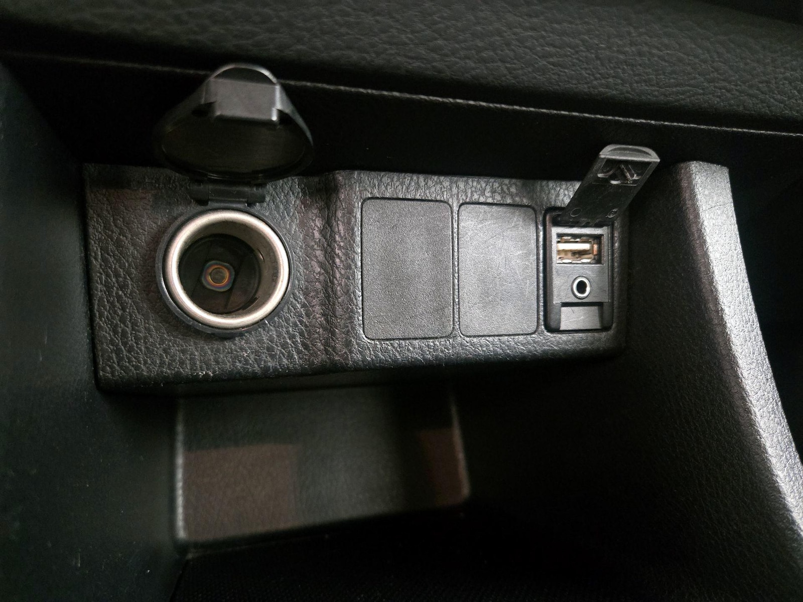 2014 Toyota Corolla S - Photo 19