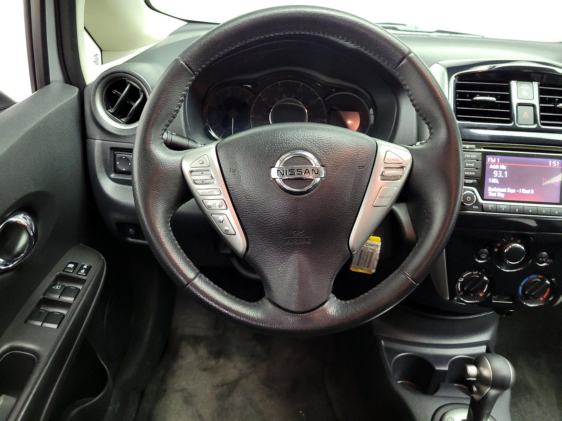Thumbnail: 2016 Nissan Versa Note - 10