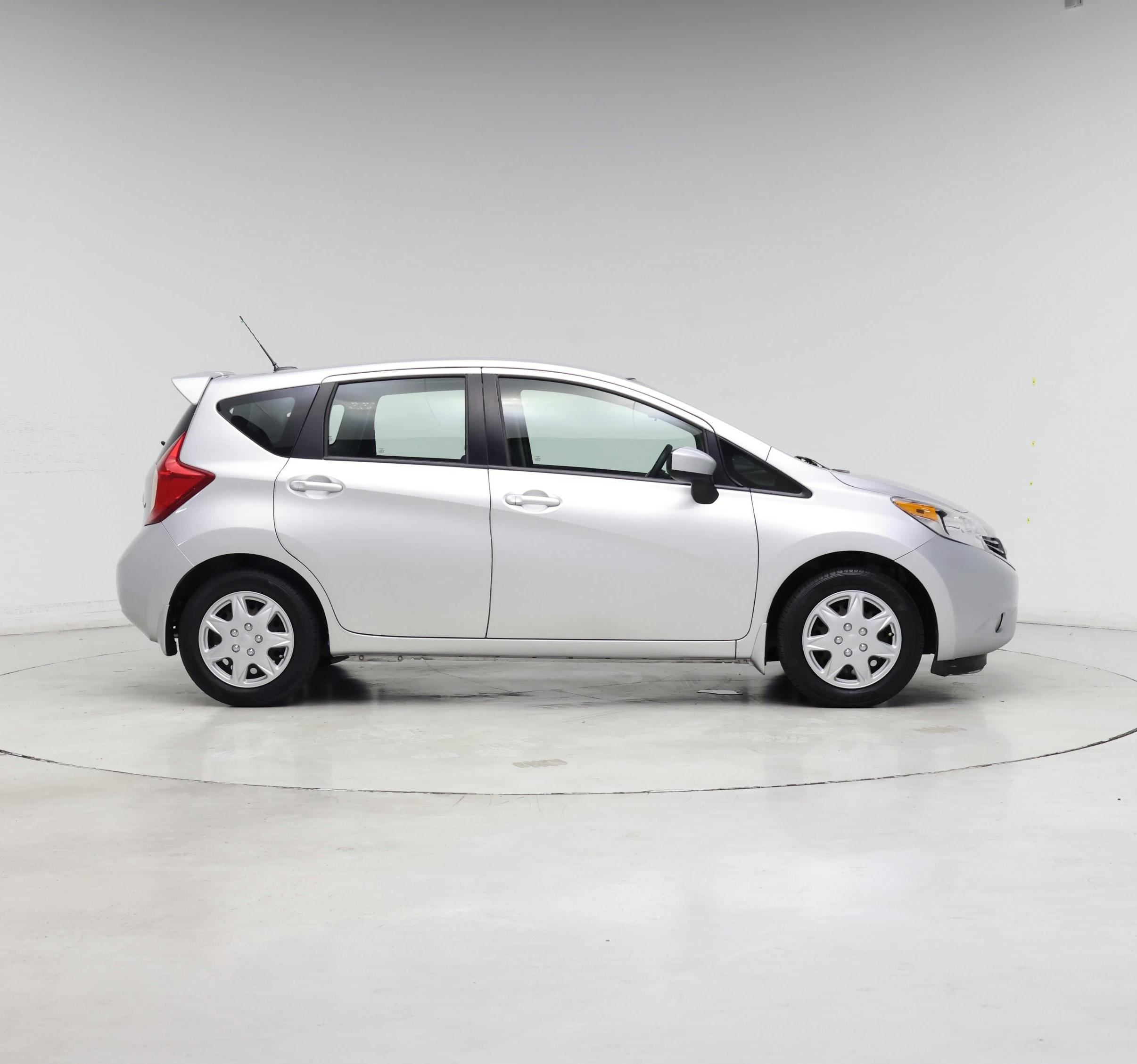 Thumbnail: 2016 Nissan Versa Note - 7