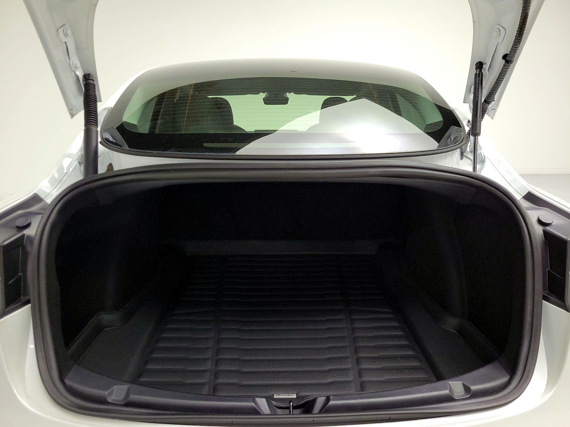 Thumbnail: 2023 Tesla Model 3 - 20