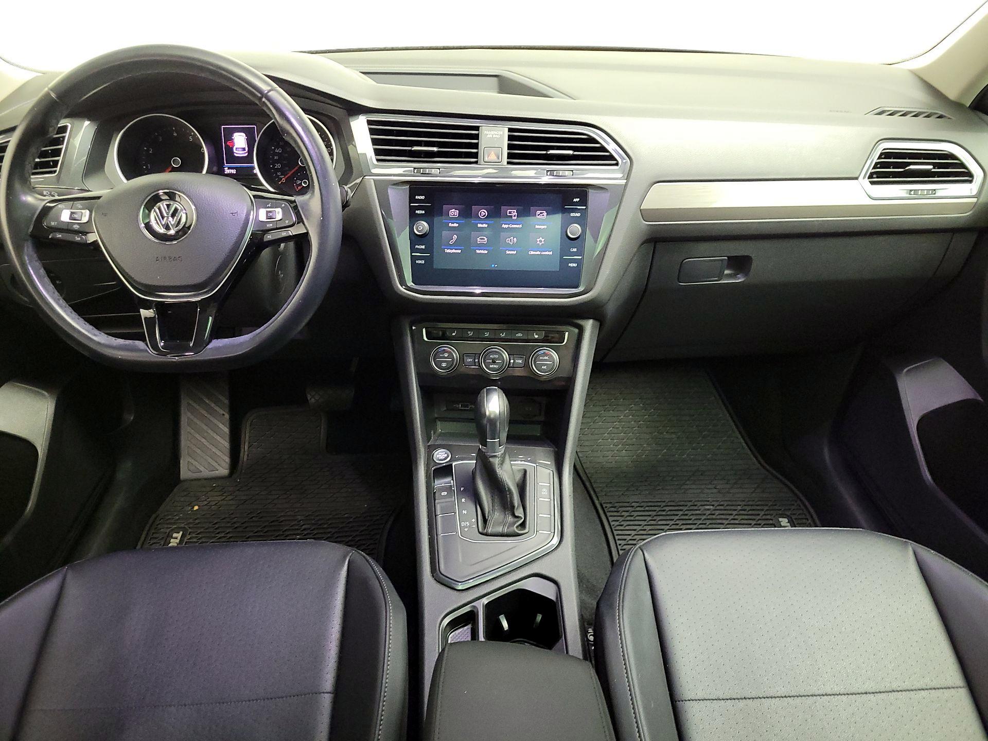 Thumbnail: 2019 Volkswagen Tiguan - 9