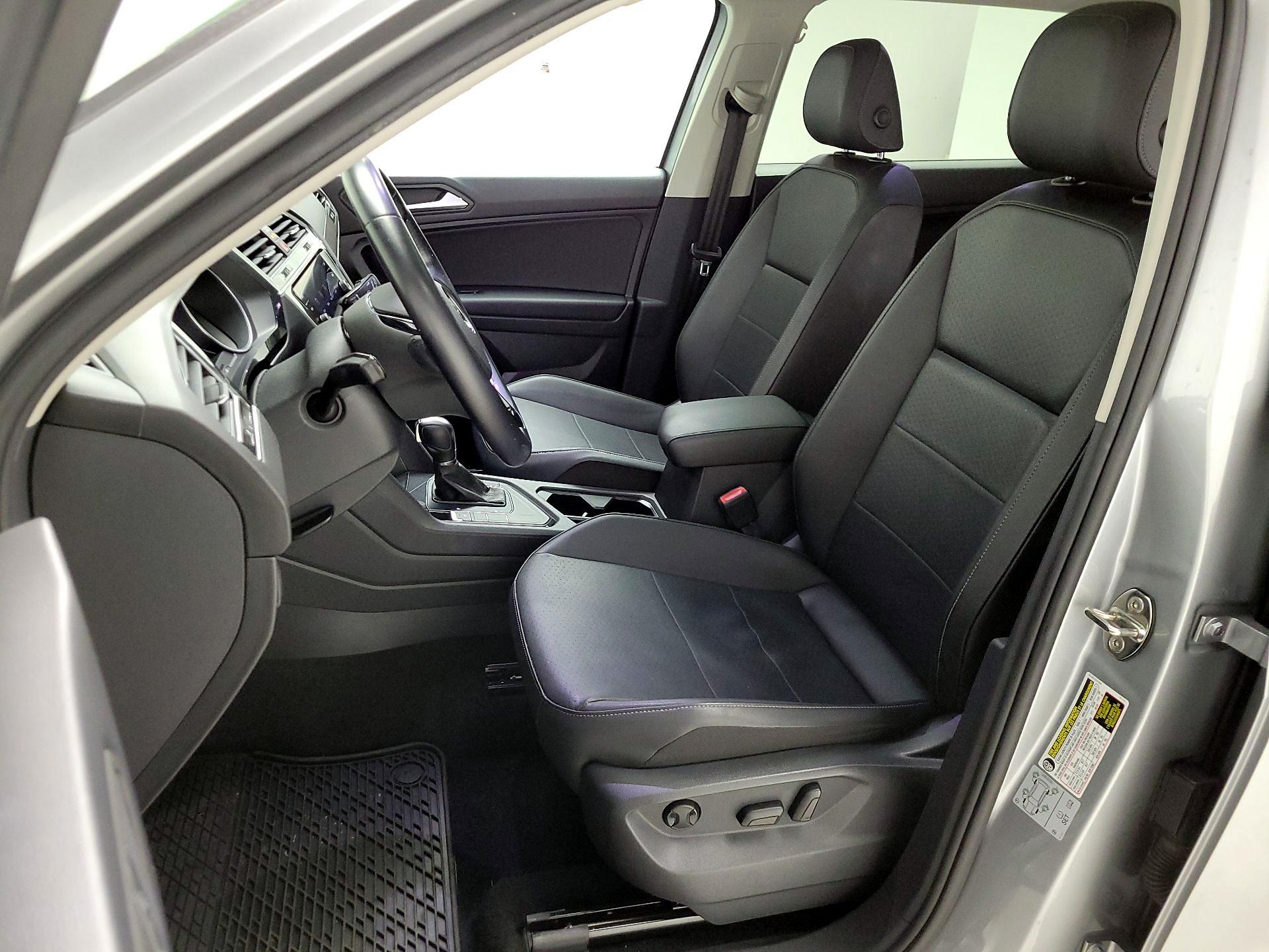 Thumbnail: 2019 Volkswagen Tiguan - 11